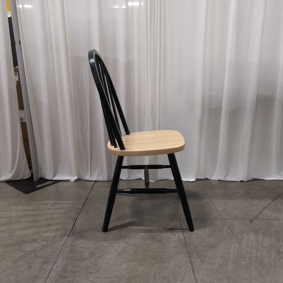 Dark Green Spindle Back Dining Chair with Natural Wood Seat
