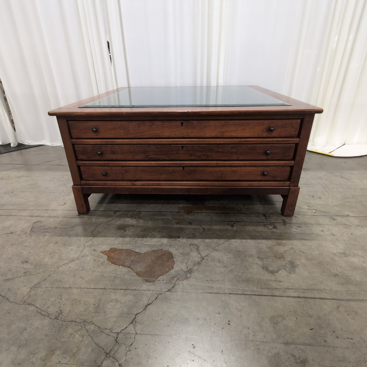 Bob Lexington Traditional Brown Wood Coffee Table with Ornate Mirror