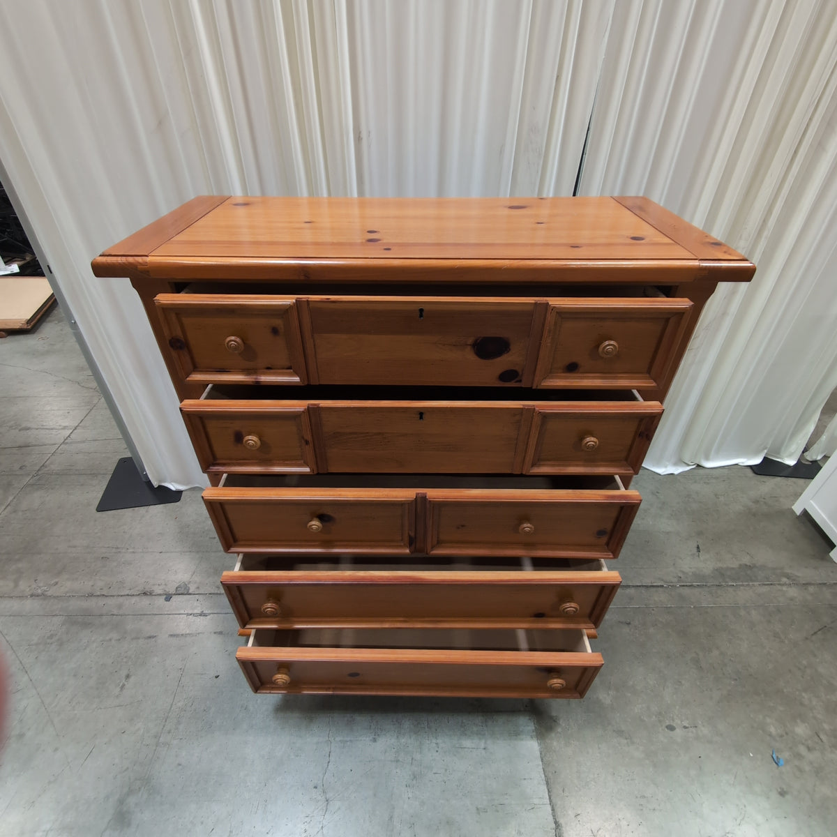 Rustic Pine Style Wood Dresser with Turned Feet