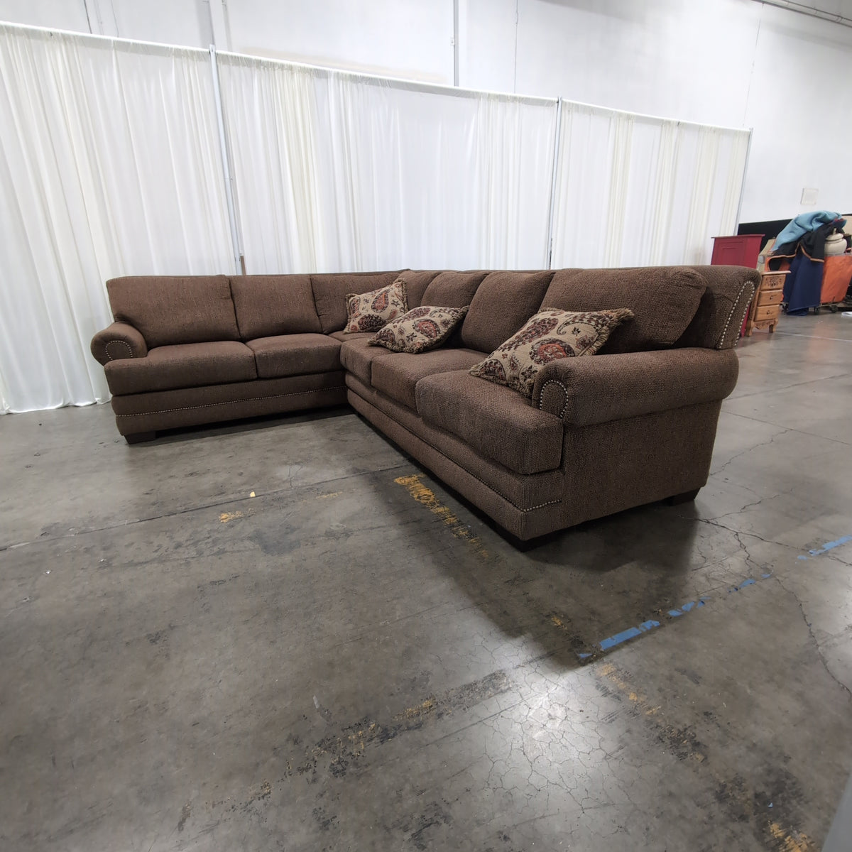 Brown Textured Fabric L-Shaped Sectional Couch with Nailhead Trim