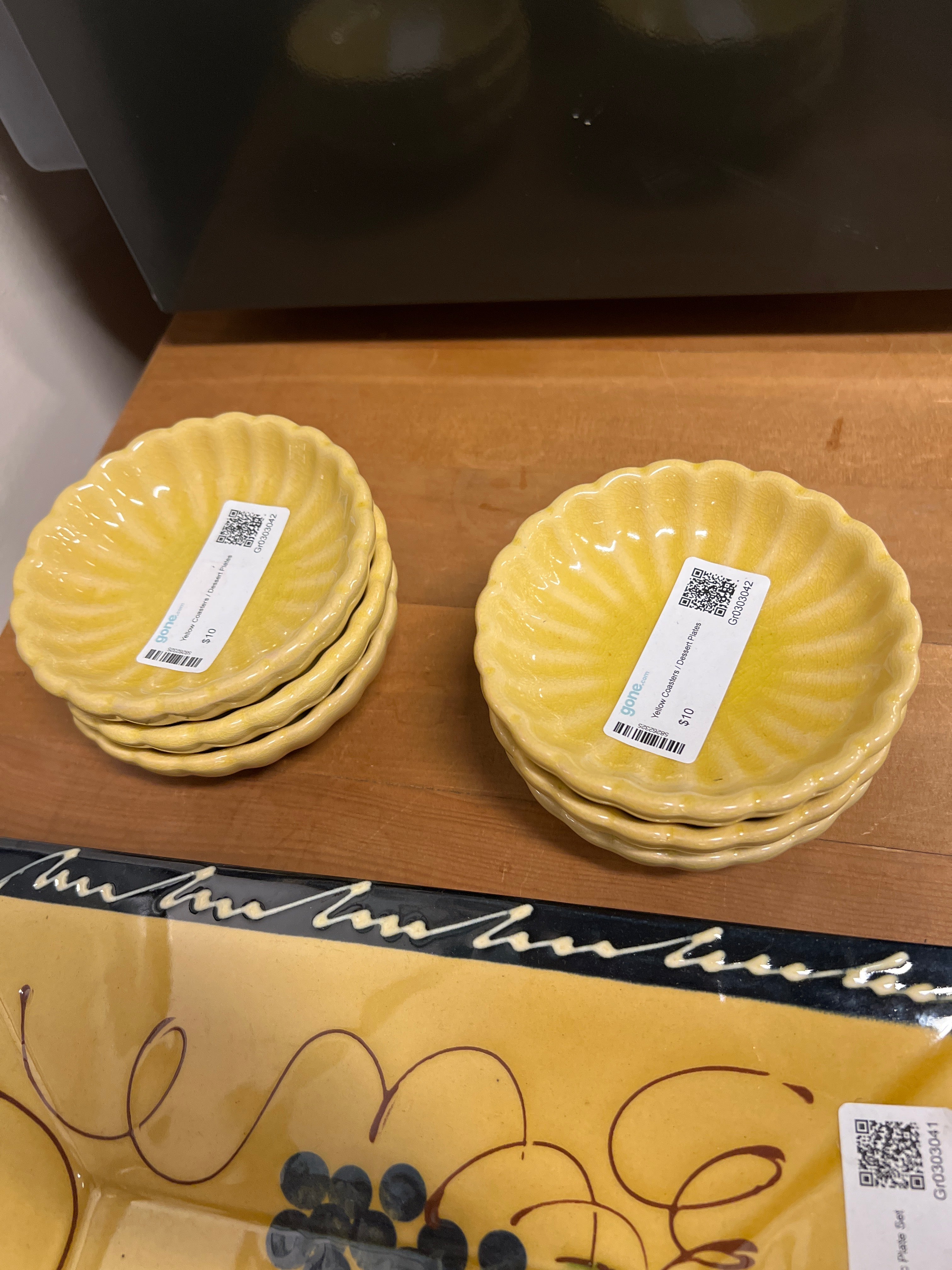 Yellow Coasters / Dessert Plates