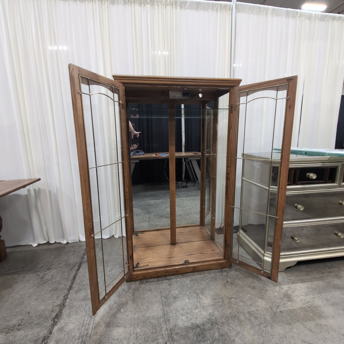 Oak Finish Display China Cabinet with Glass Doors
