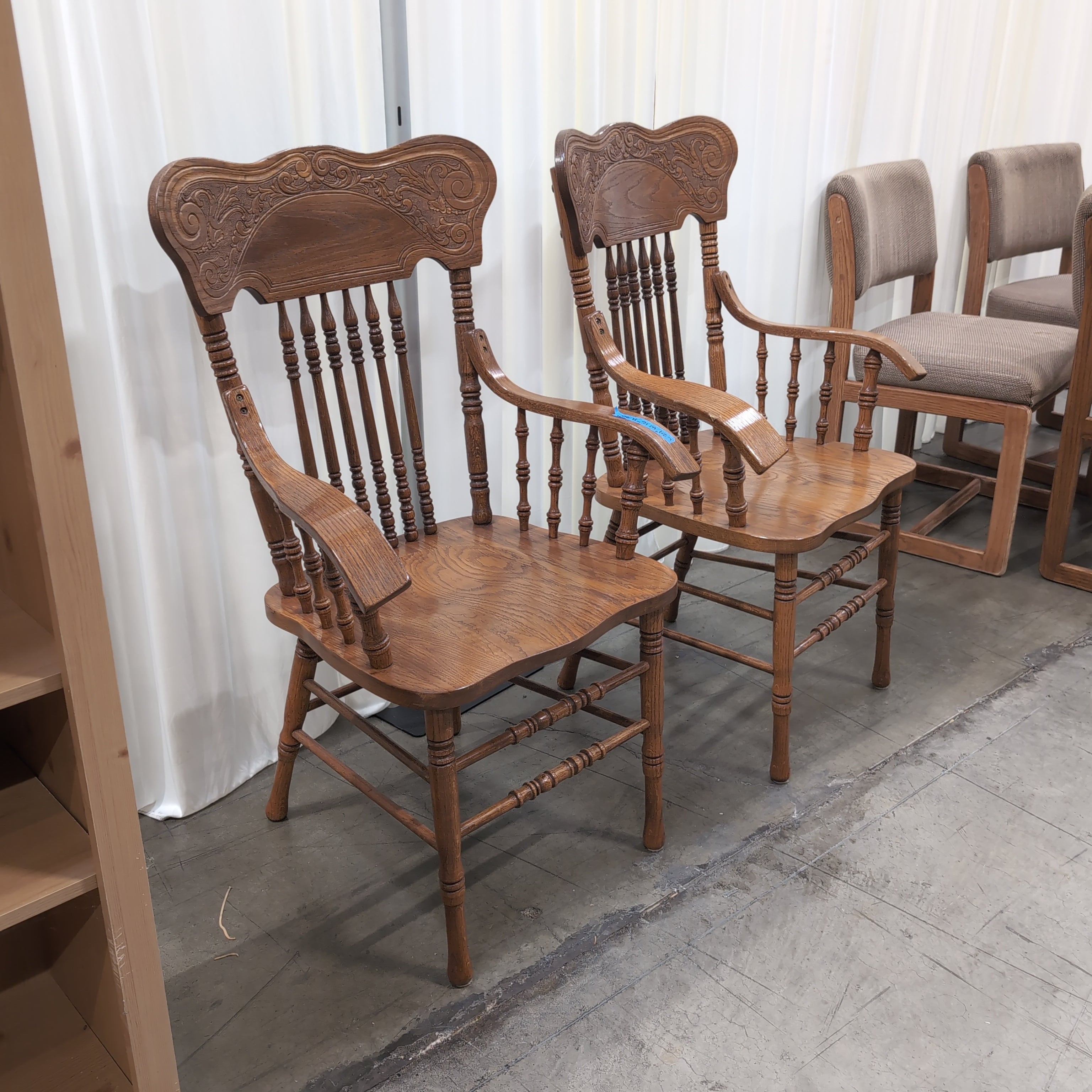 Pair of Traditional Brown Wood Armchair with Carved Back