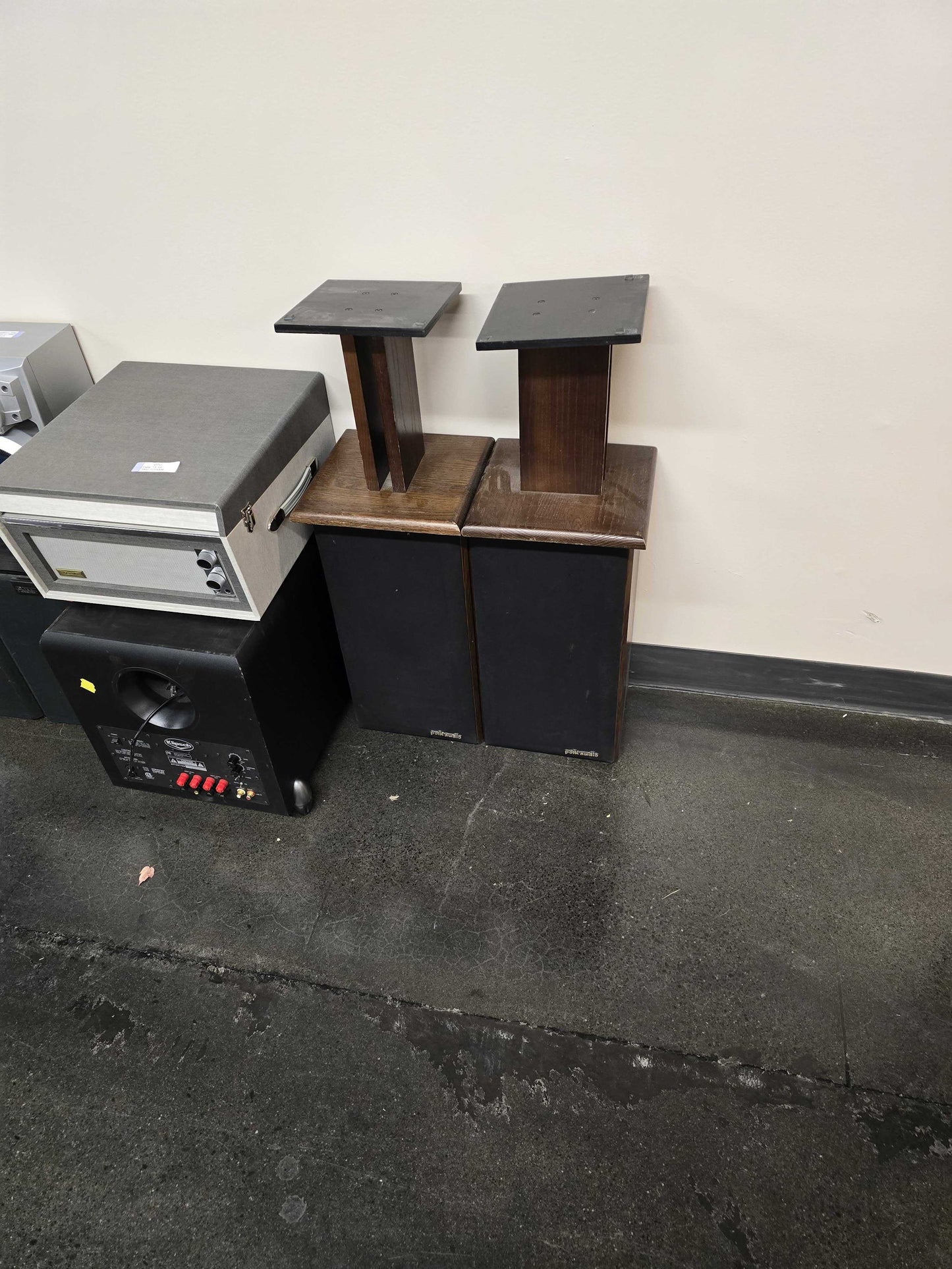 Polk Audio Speaker Pair with Stands Monitor Series