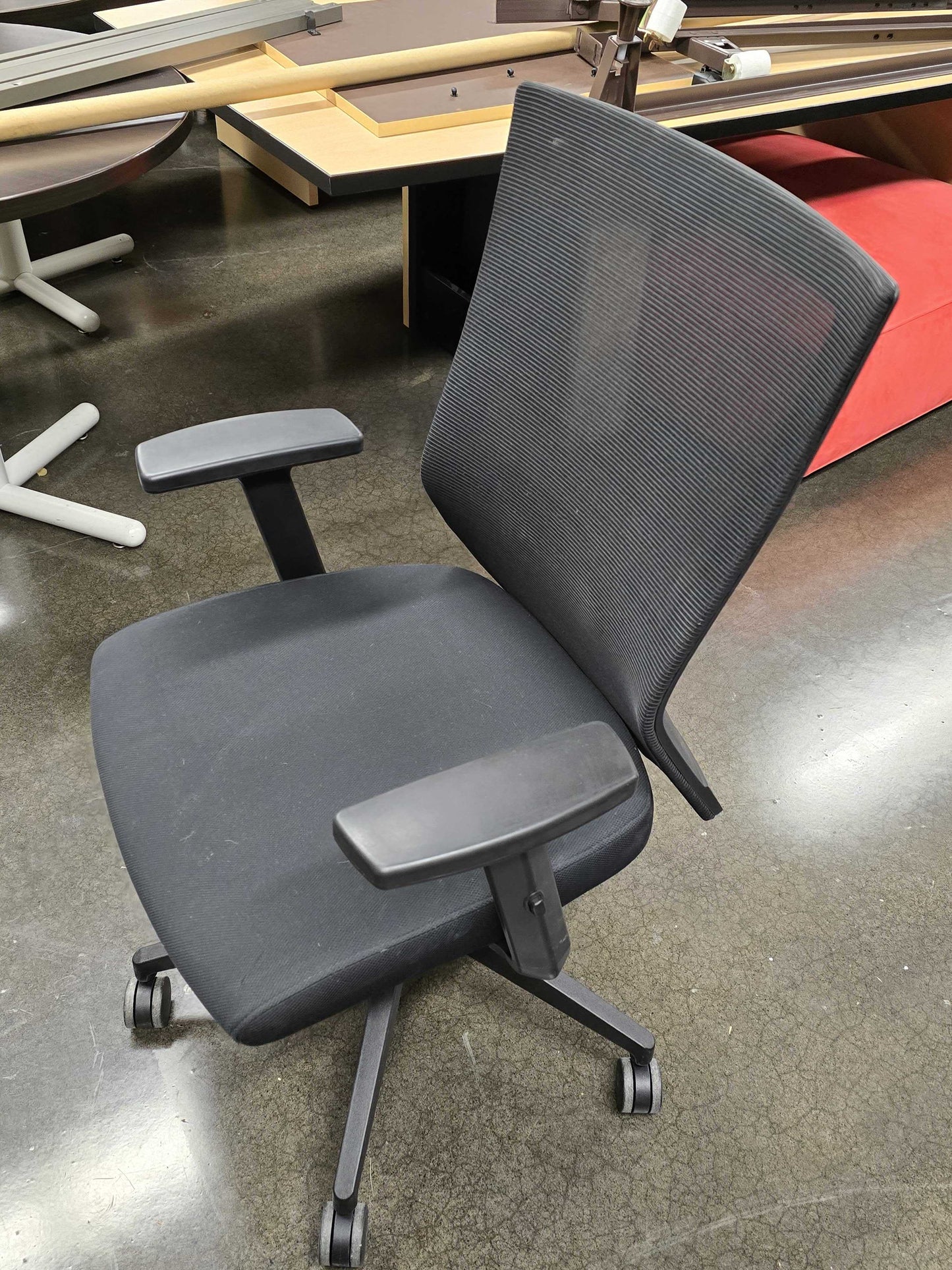 Pivotal office chairs