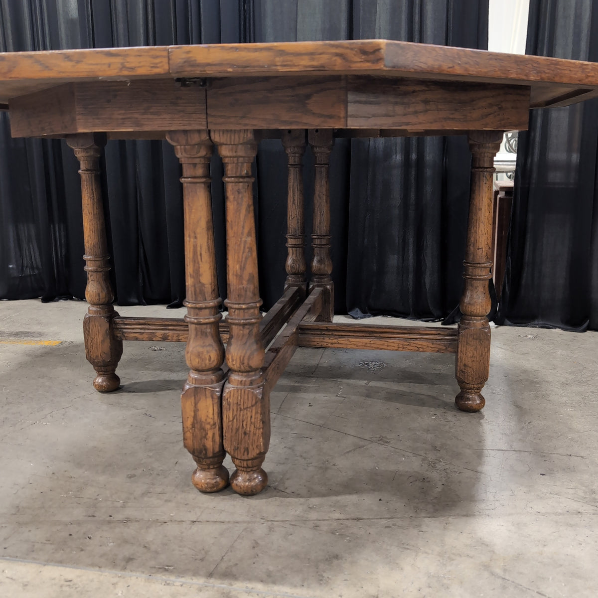 Drexel Traditional Octagonal Dining Table in Stained Wood