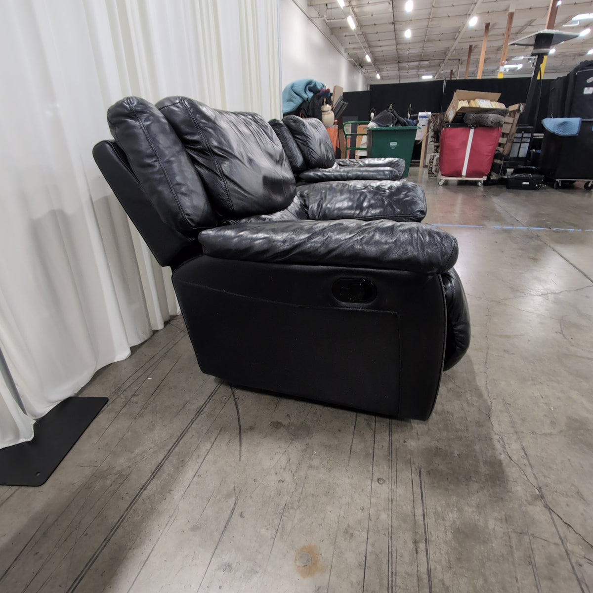 Padded Black Recliner in Leather
