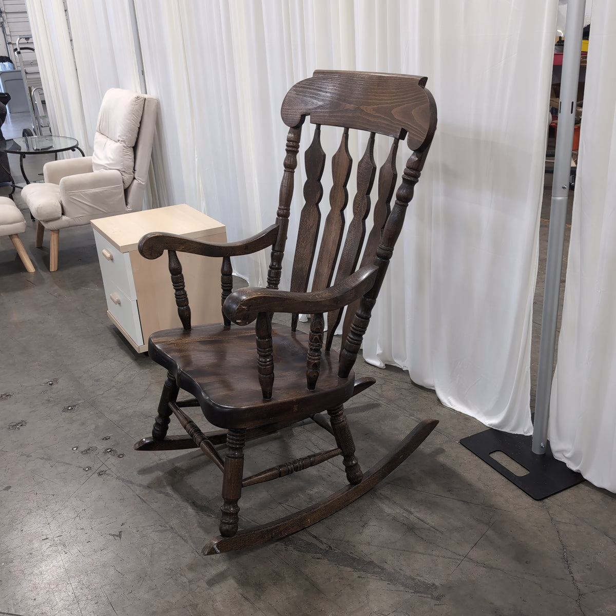 Traditional Dark Wood Windsor Chair with Spindle Back