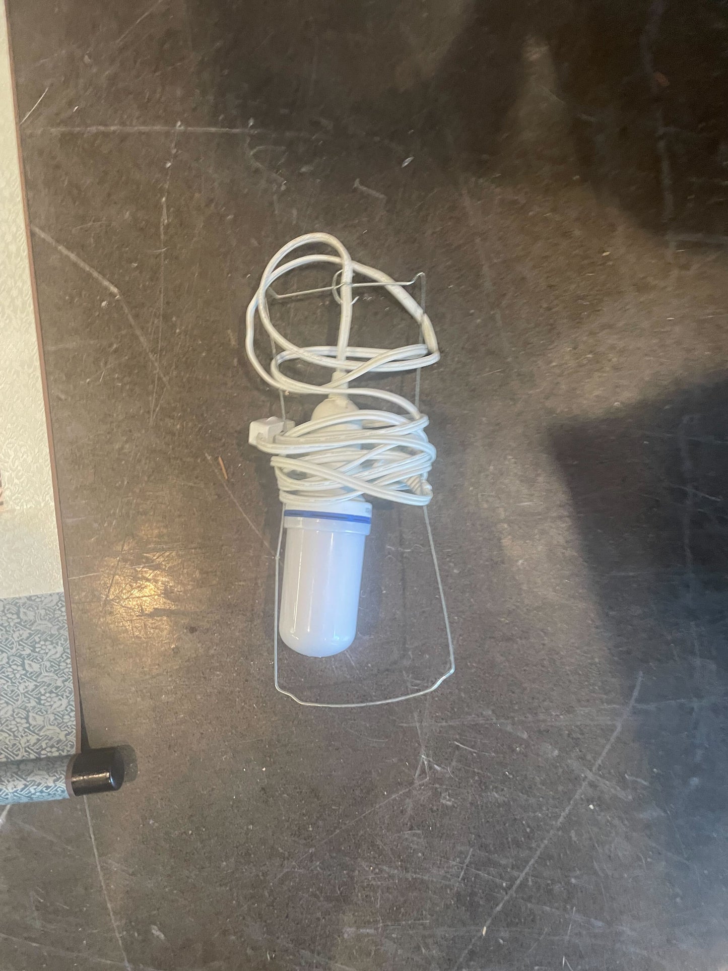 Basic Hanging Light