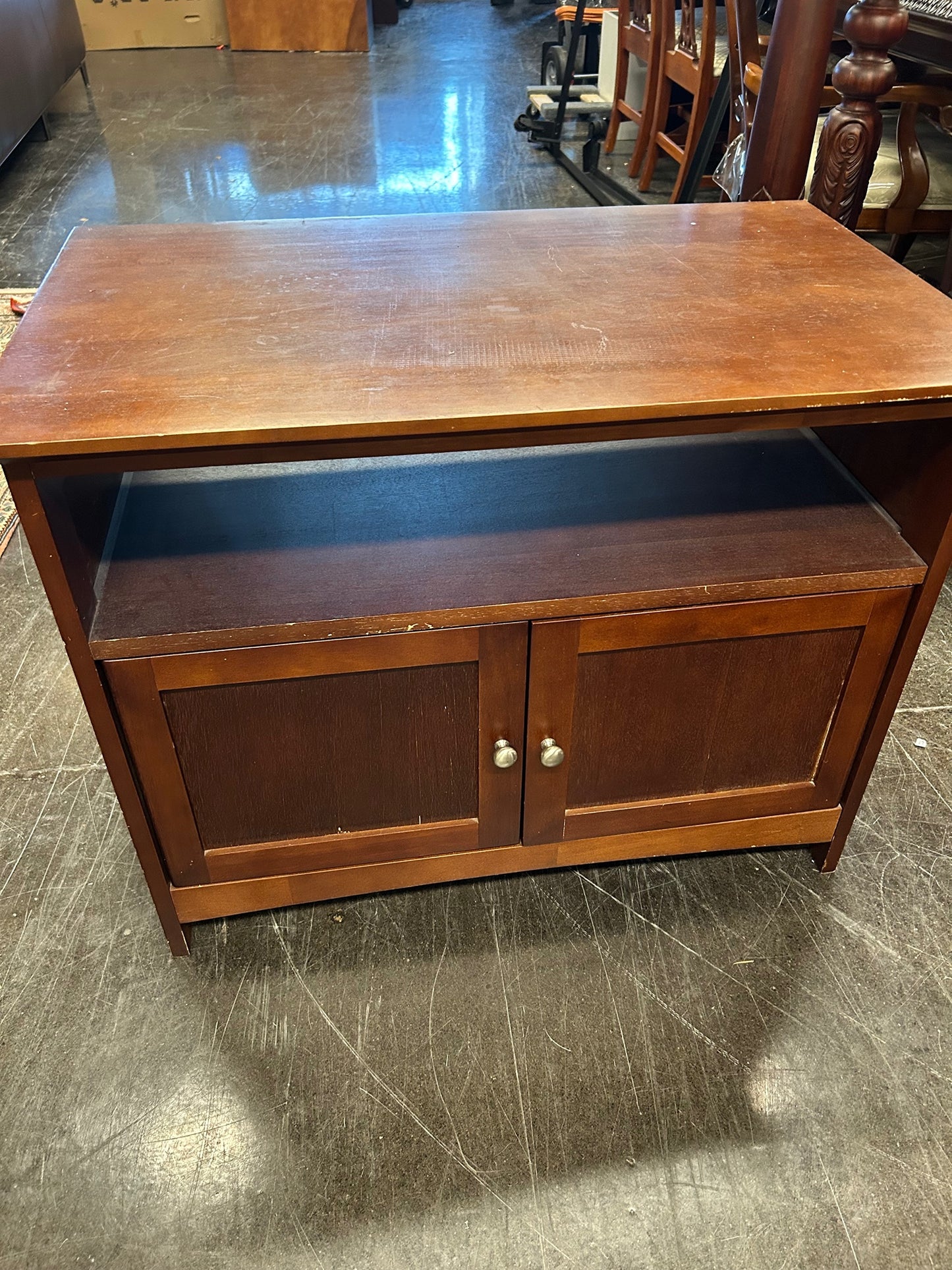 Small Oak Two Door Cabinet