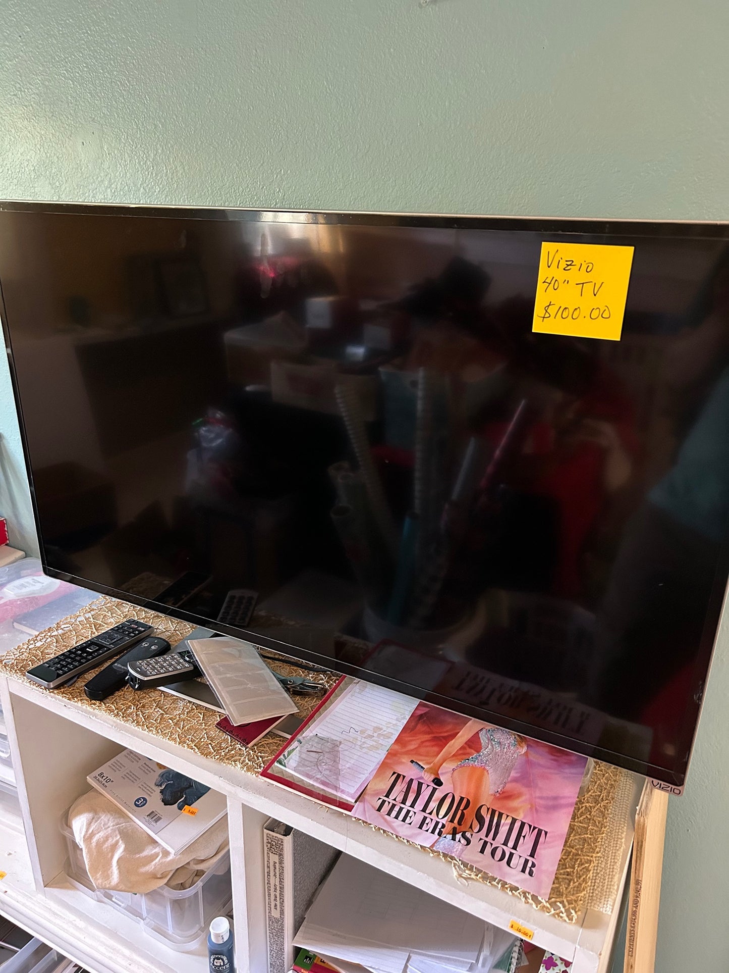 Vizio TV, Model M401i-A3