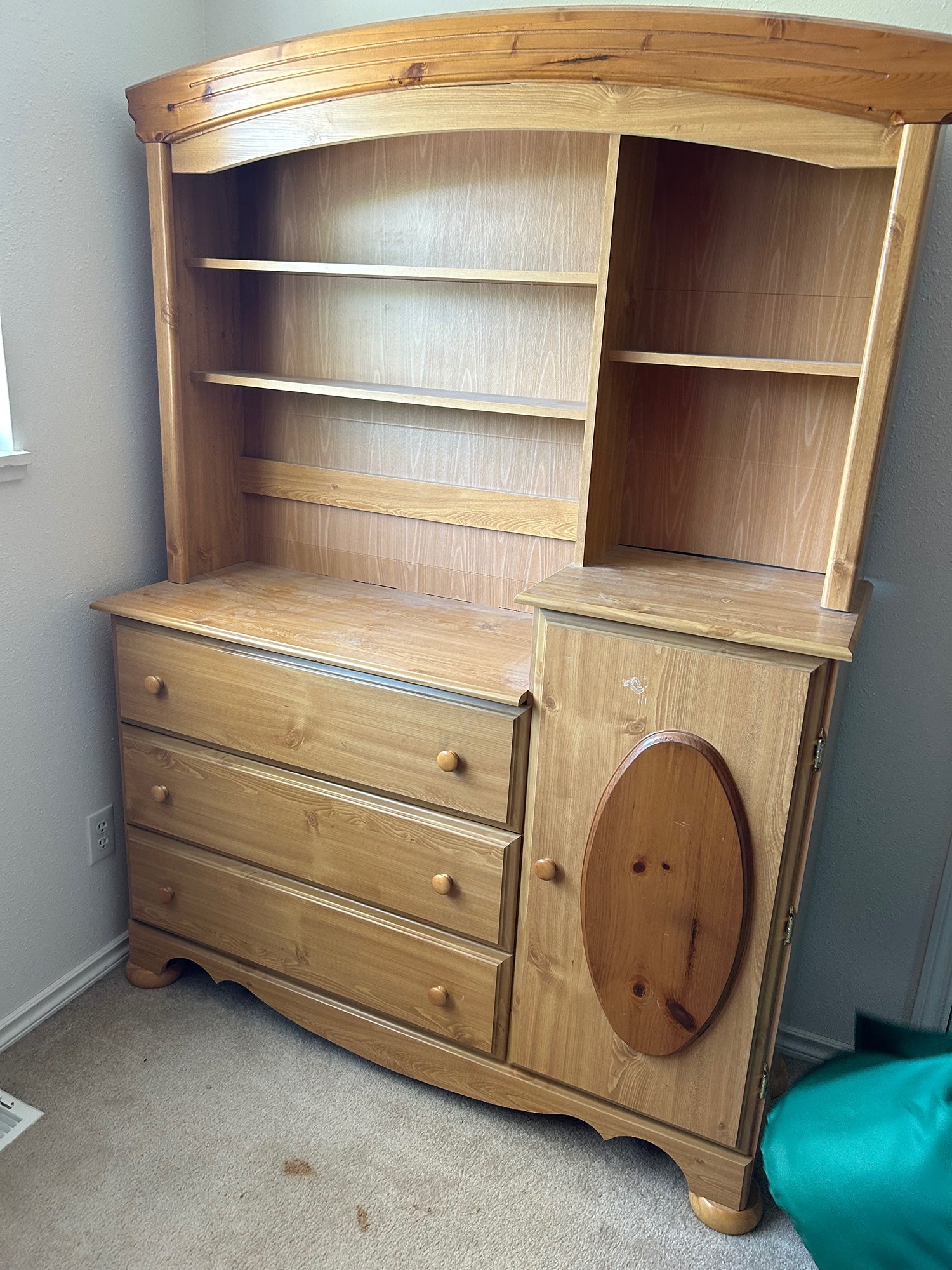 Pine Hutch with Storage