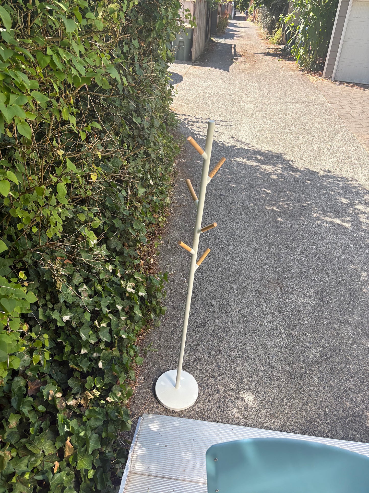 Modern Minimalist Coat Rack