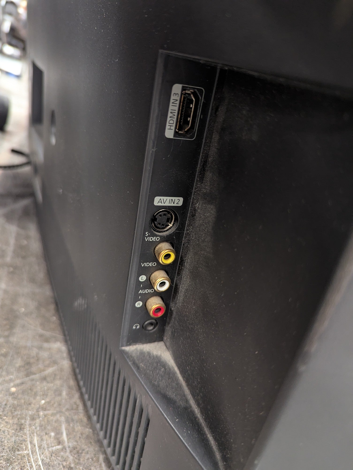 SAMSUNG LN-T4642HX LCD HDTV