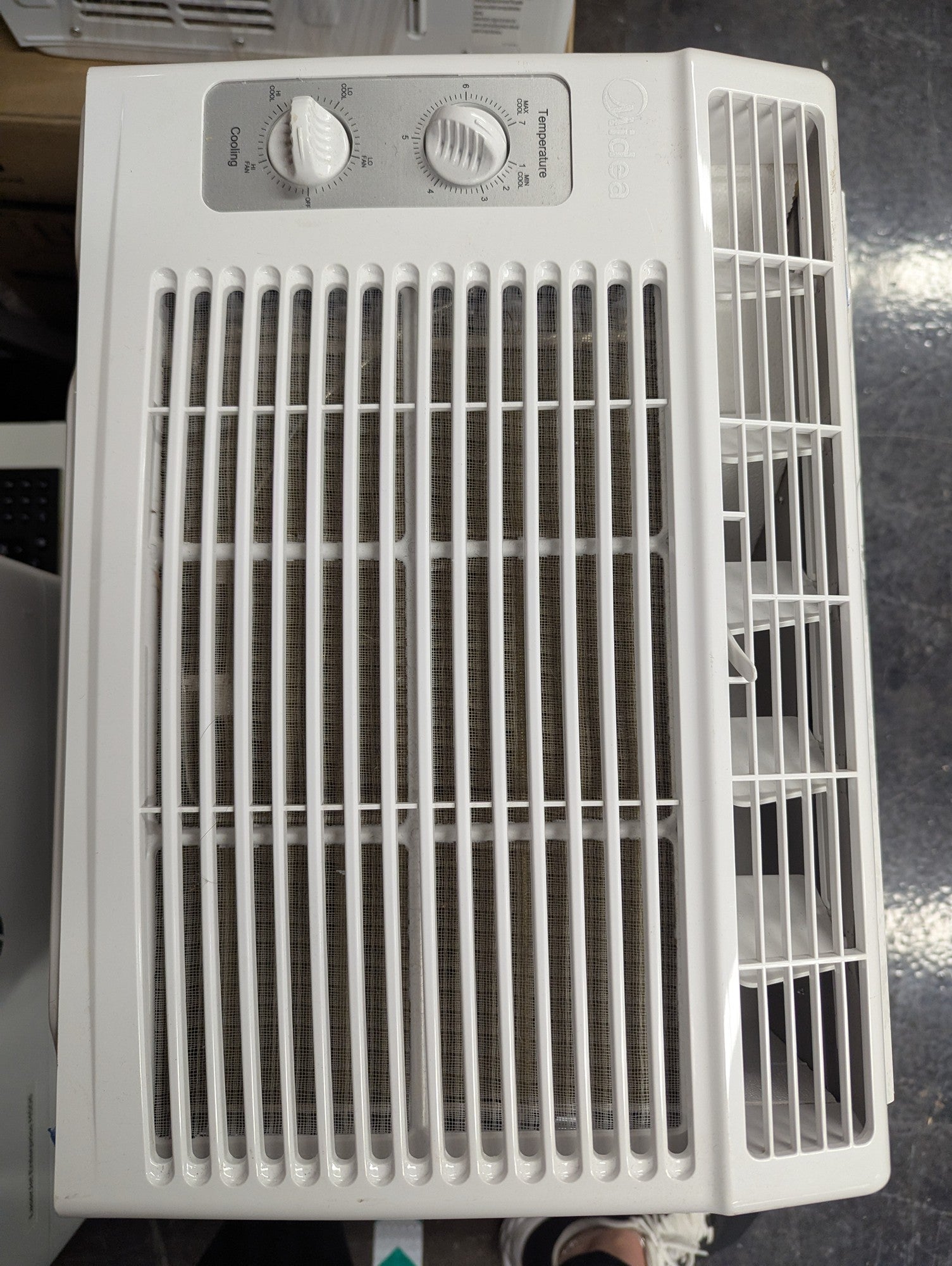 Midea Window Air Conditioner: Cool Breeze, Compact Design