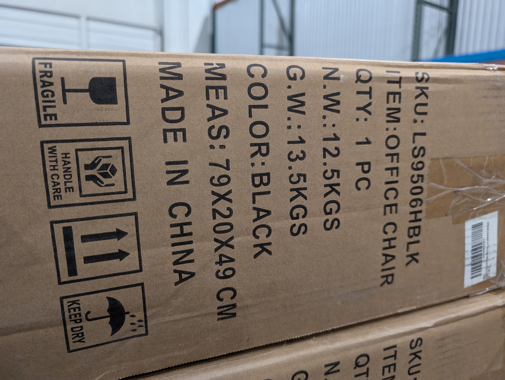 Warehouse sale--LANDSUN Black Ribbed Mid-Back Office Chair