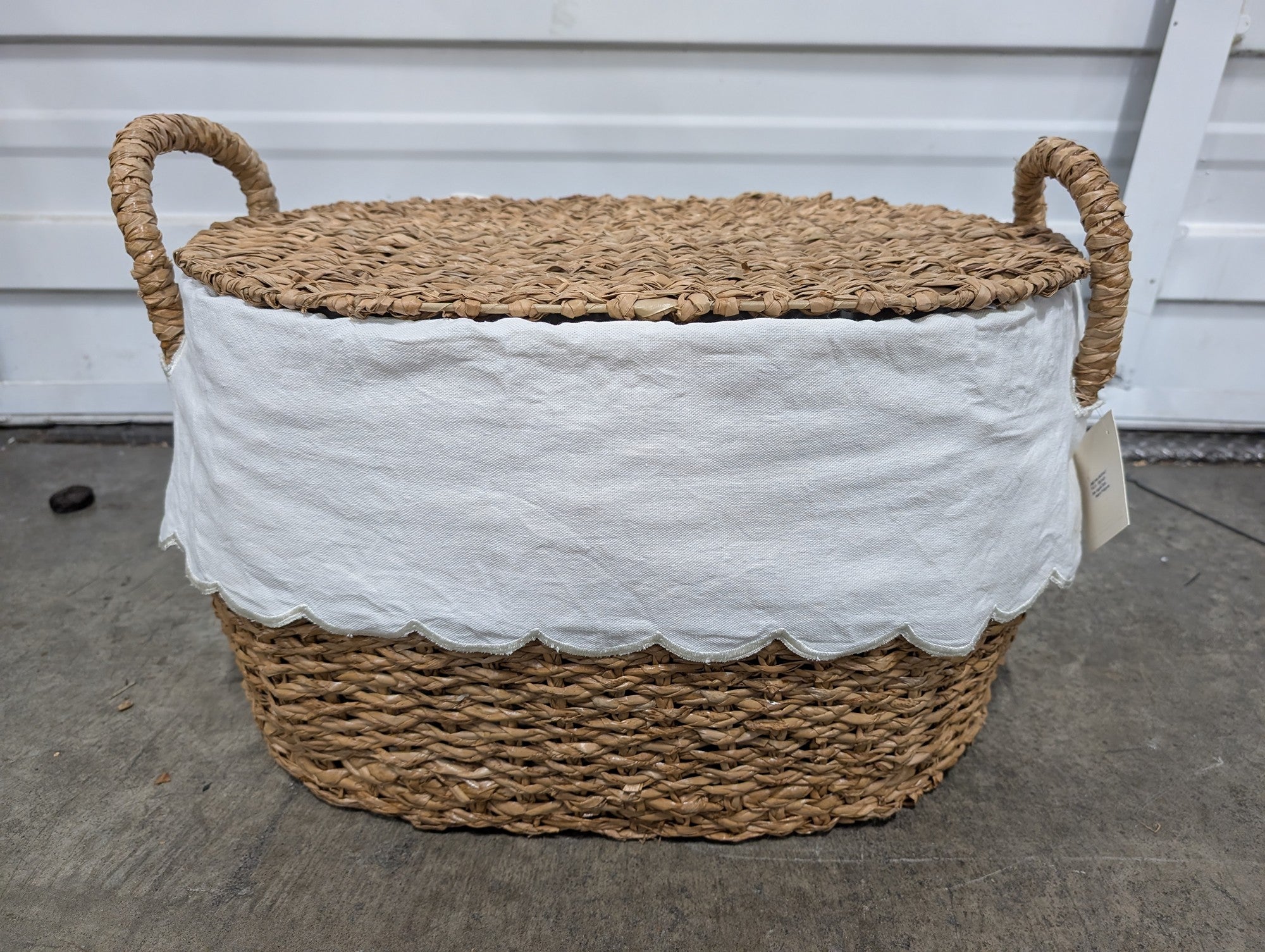 Bunny Williams for Ballard Designs Woven Baskets Set of 3 Laundry Hamper Storage with Scalloped Liners