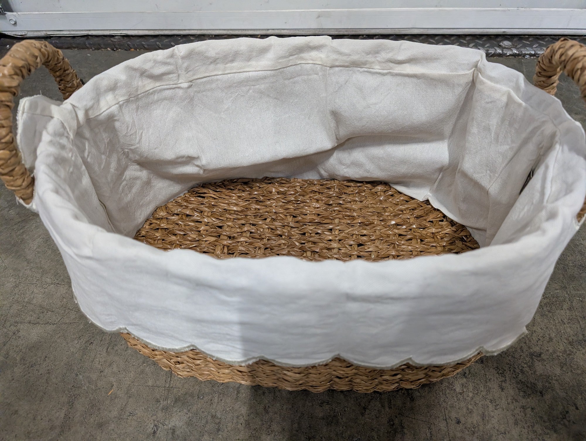 Bunny Williams for Ballard Designs Woven Baskets Set of 3 Laundry Hamper Storage with Scalloped Liners