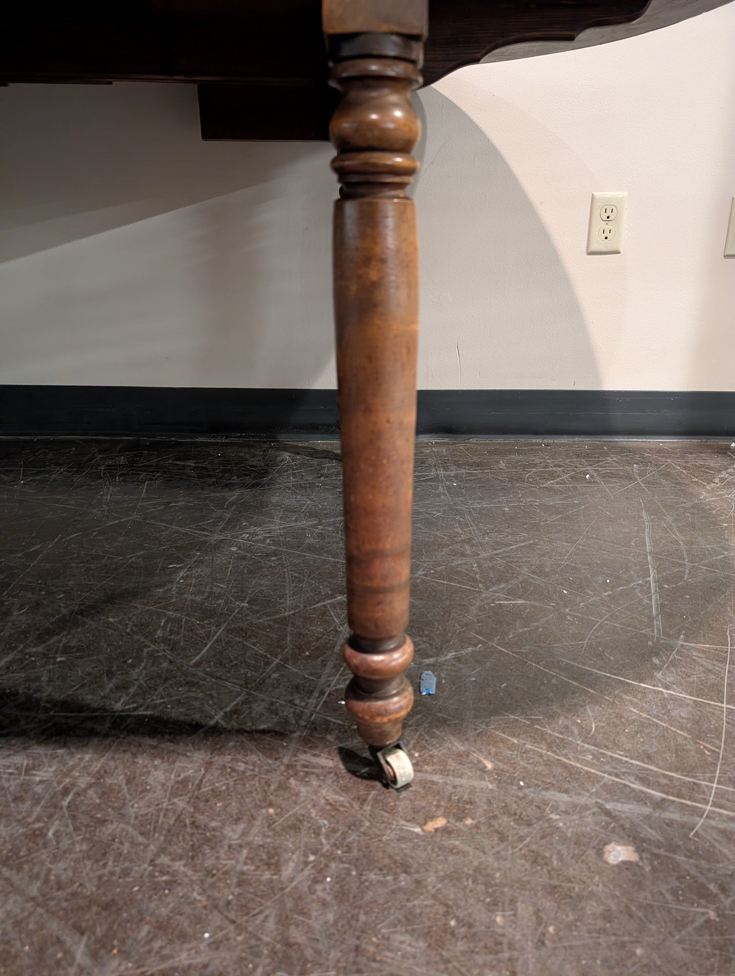 Vintage Wood Drop-Leaf Dining Table with Turned Legs