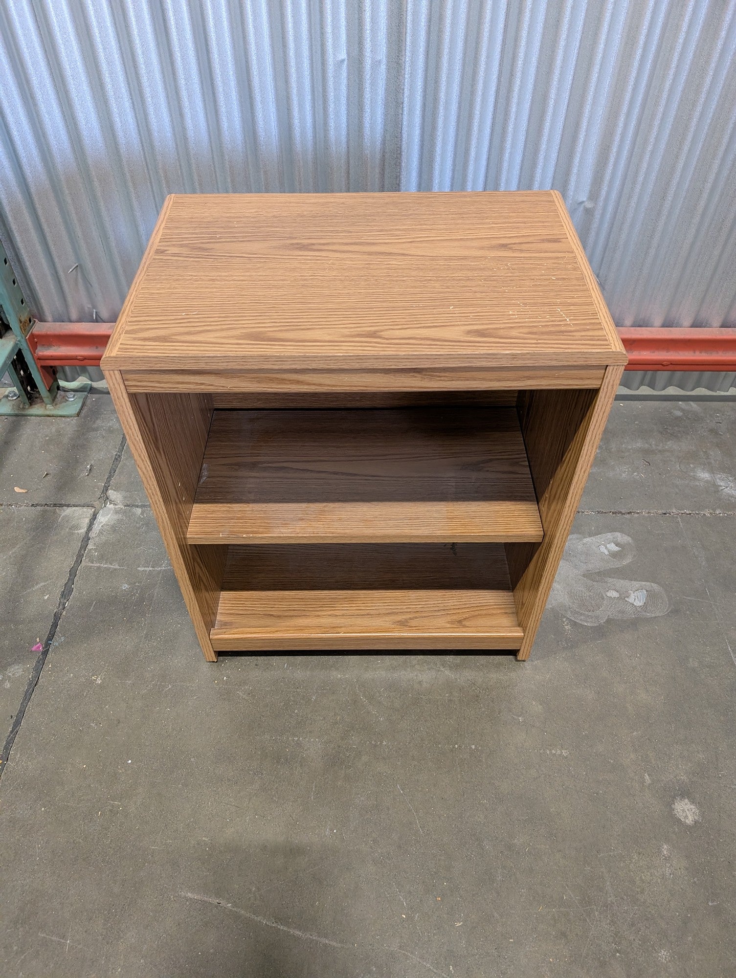 Compact Wood Grain Three-Shelf Bookcase