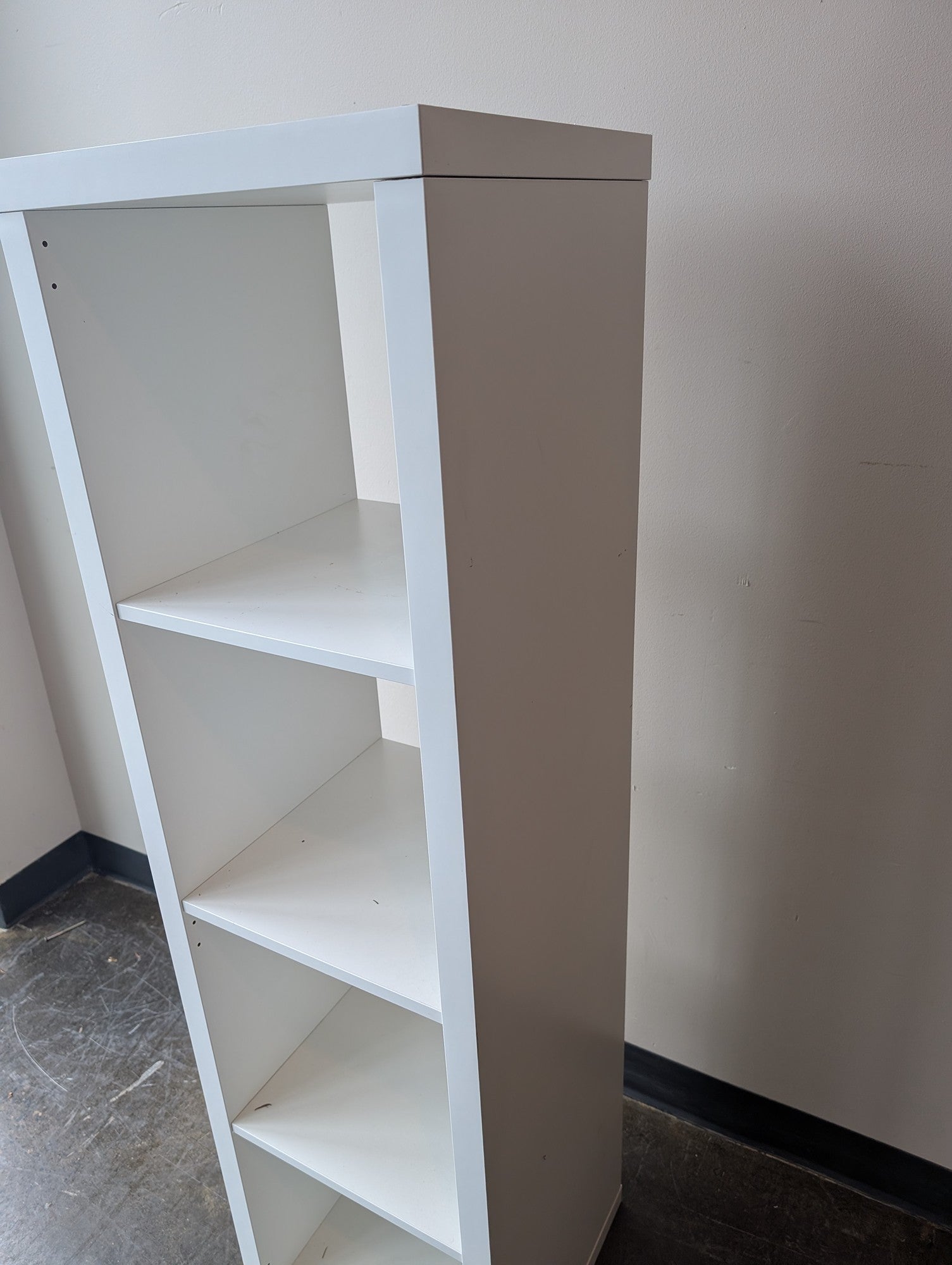Modern White 4-Tier Storage Shelf