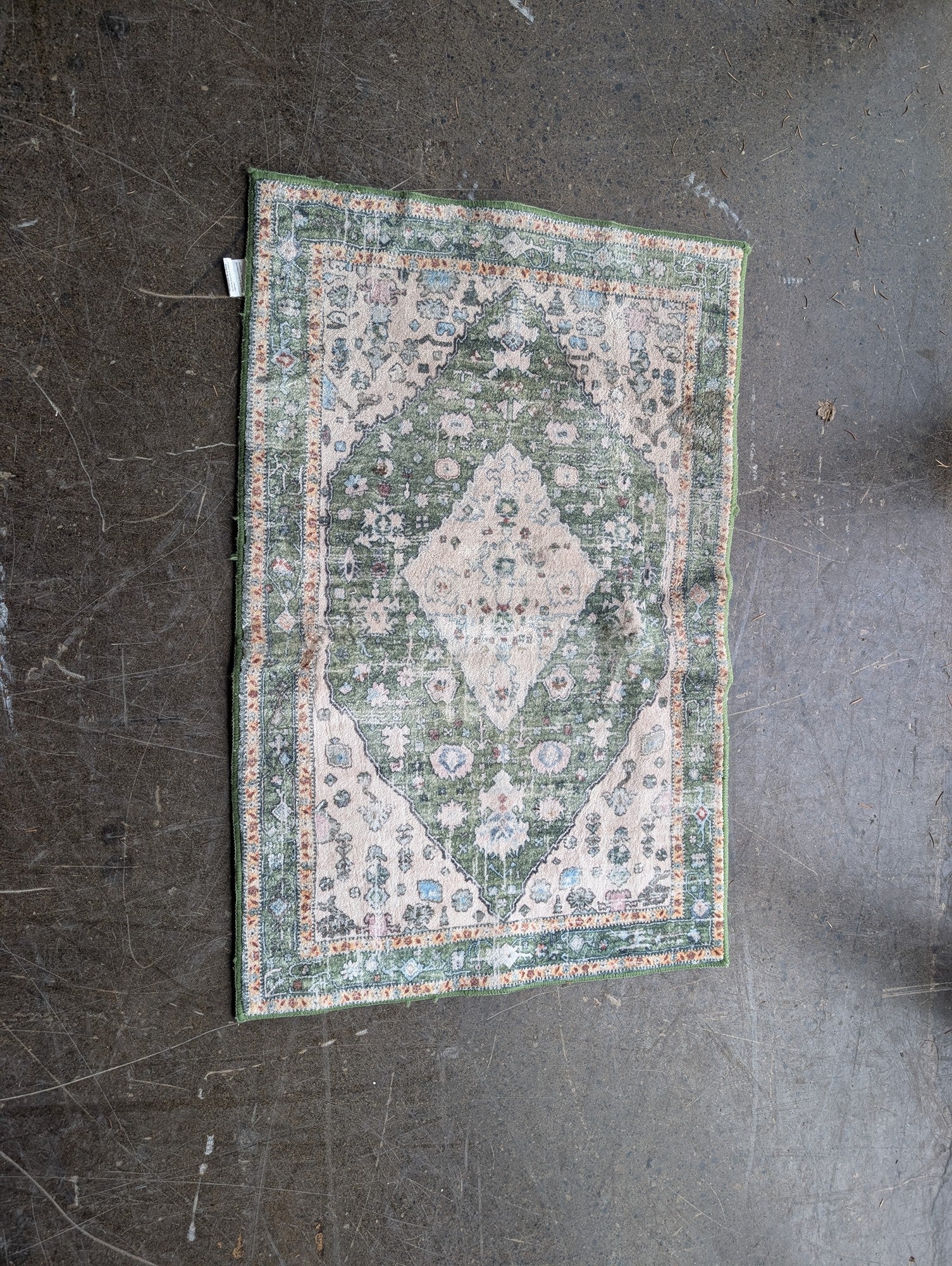 Distressed Green and Beige Medallion Accent Rug
