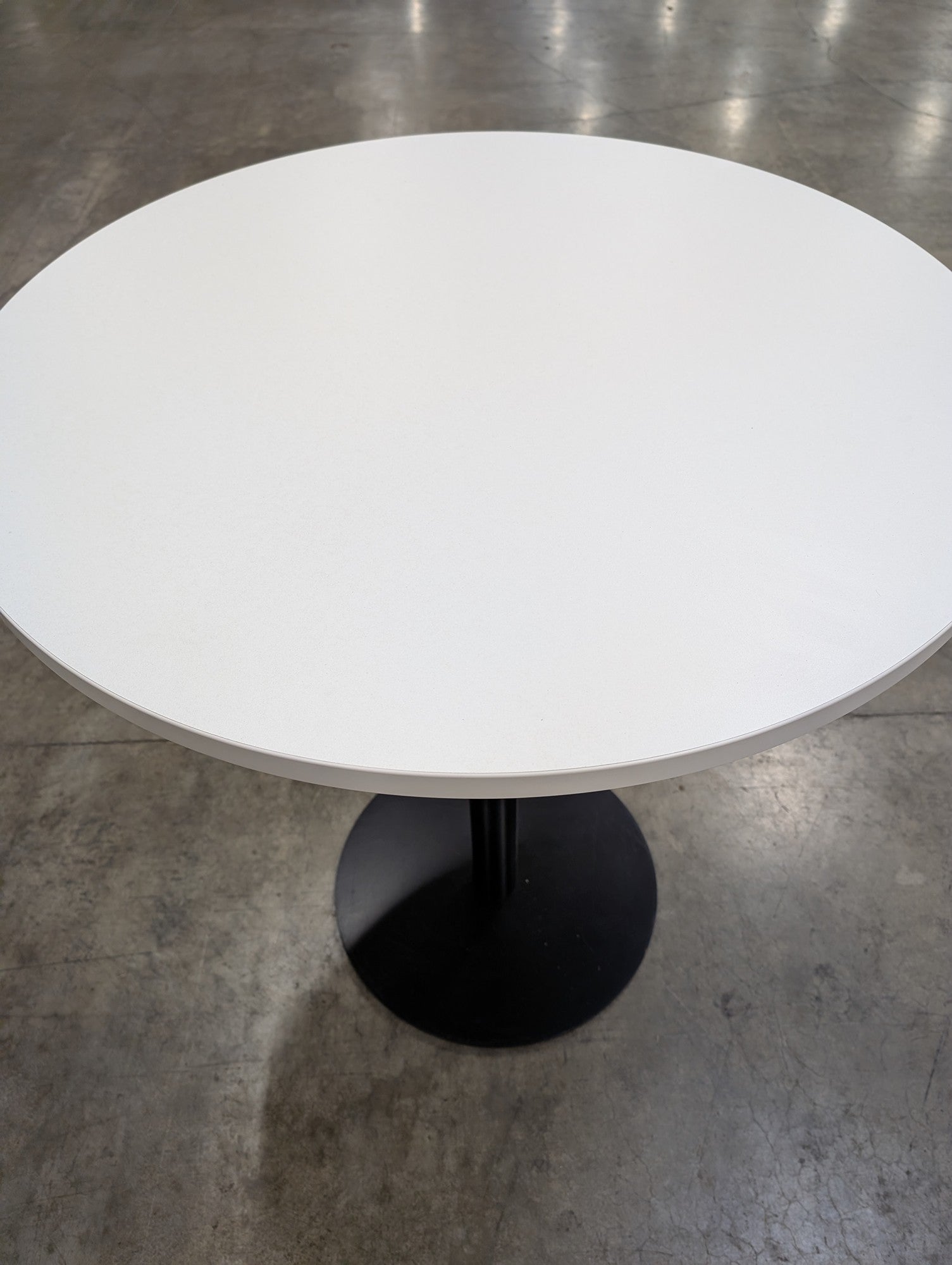 Modern White Round Bar Height Pedestal Table