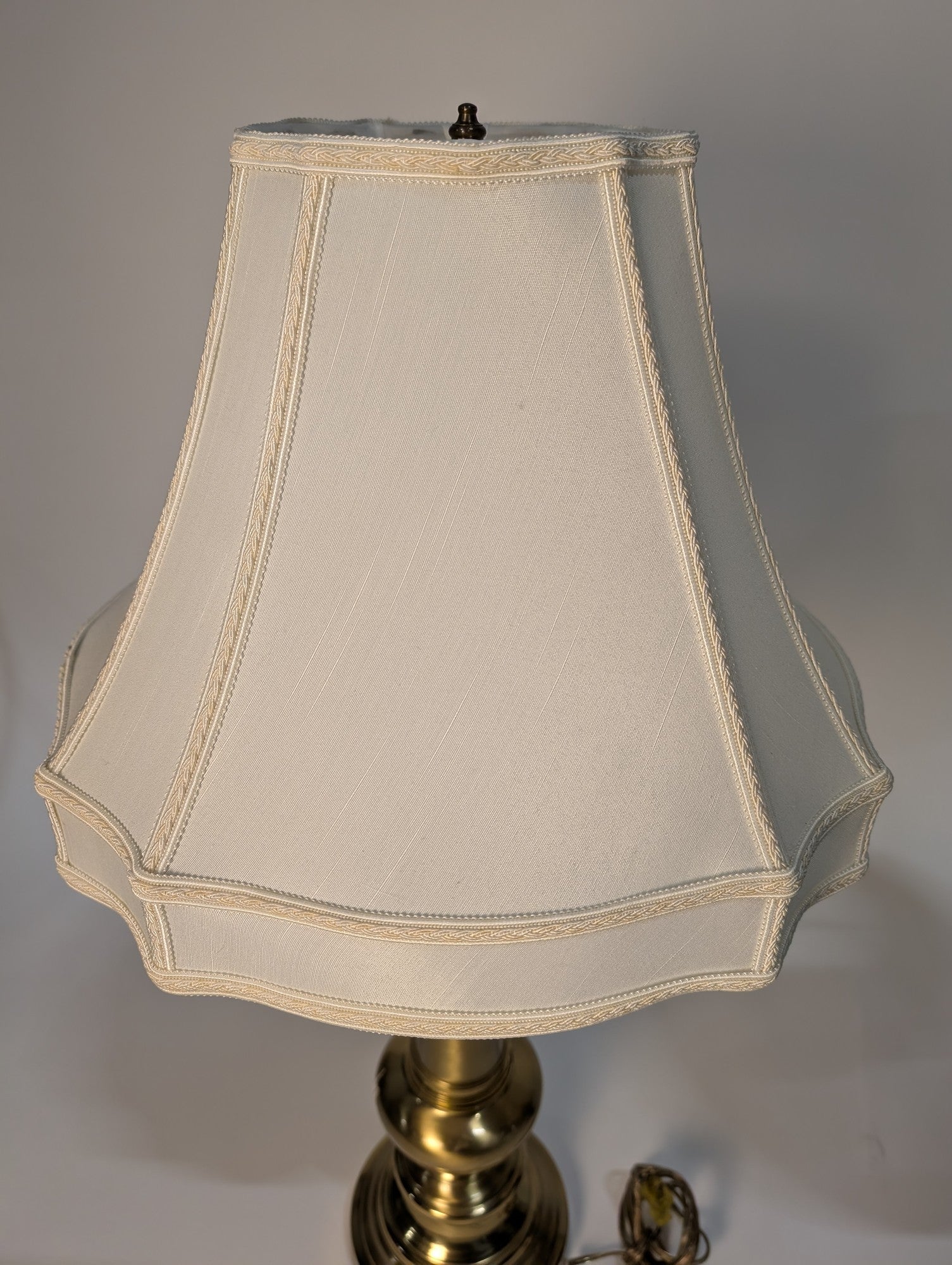 Classic Polished Brass Toned Table Lamp with Scalloped Fabric Shade