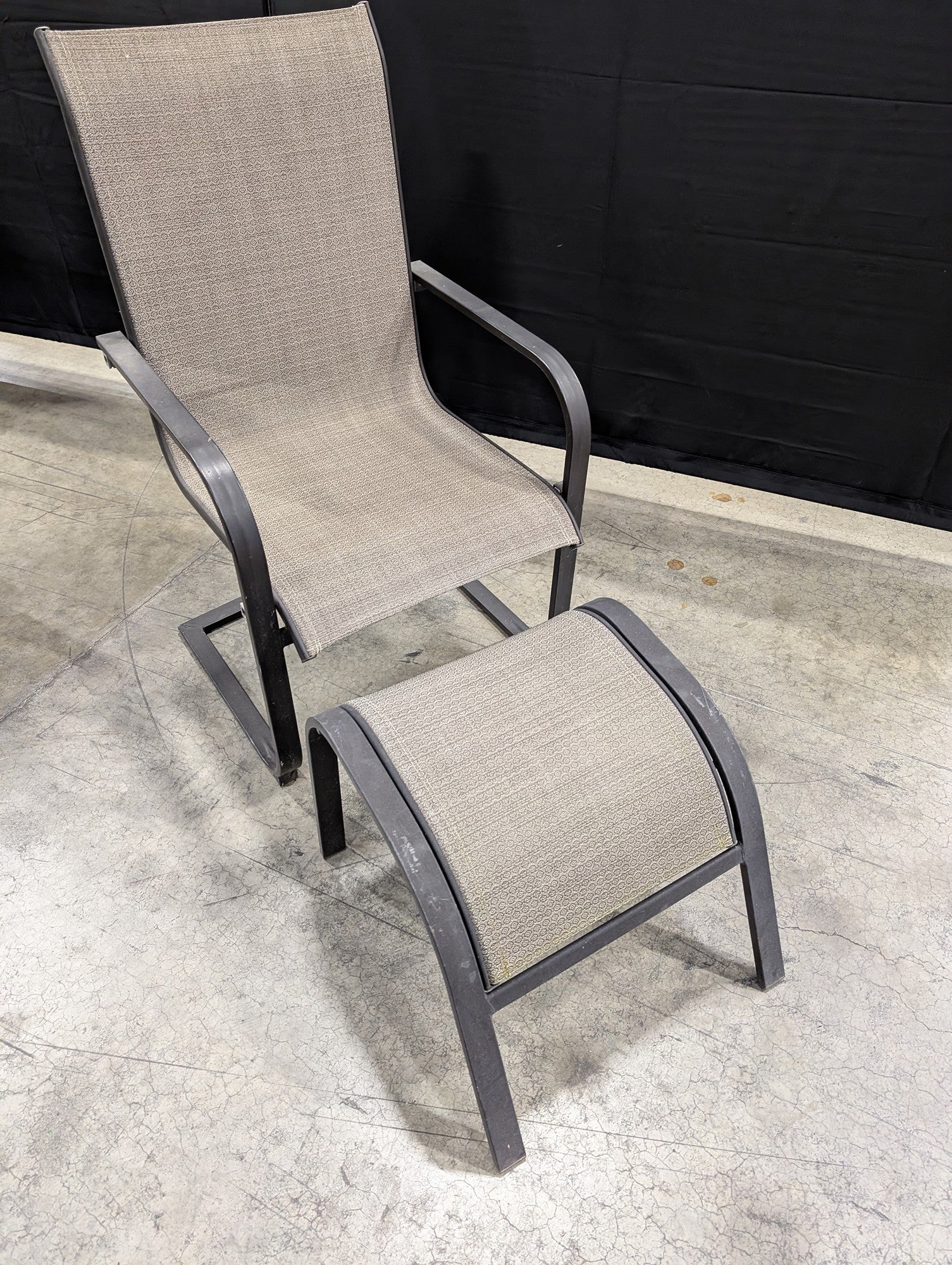 Outdoor Patio Sling Lounge Chair with Matching Ottoman