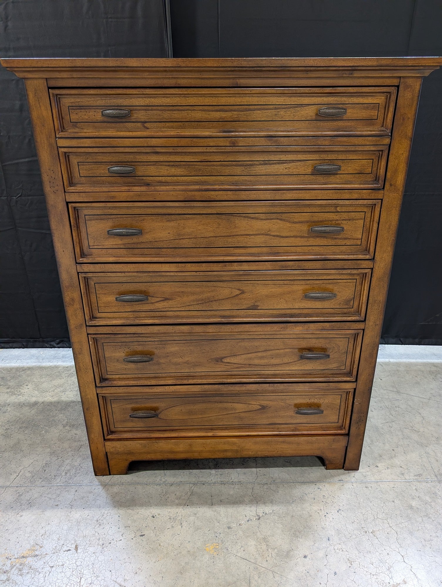 FLEXSTEEL Five Drawer Dresser