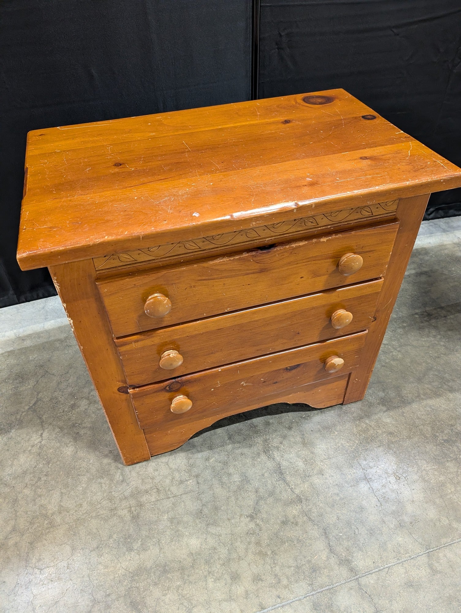 Rustic Pine Wood 3-Drawer Nightstand Chest