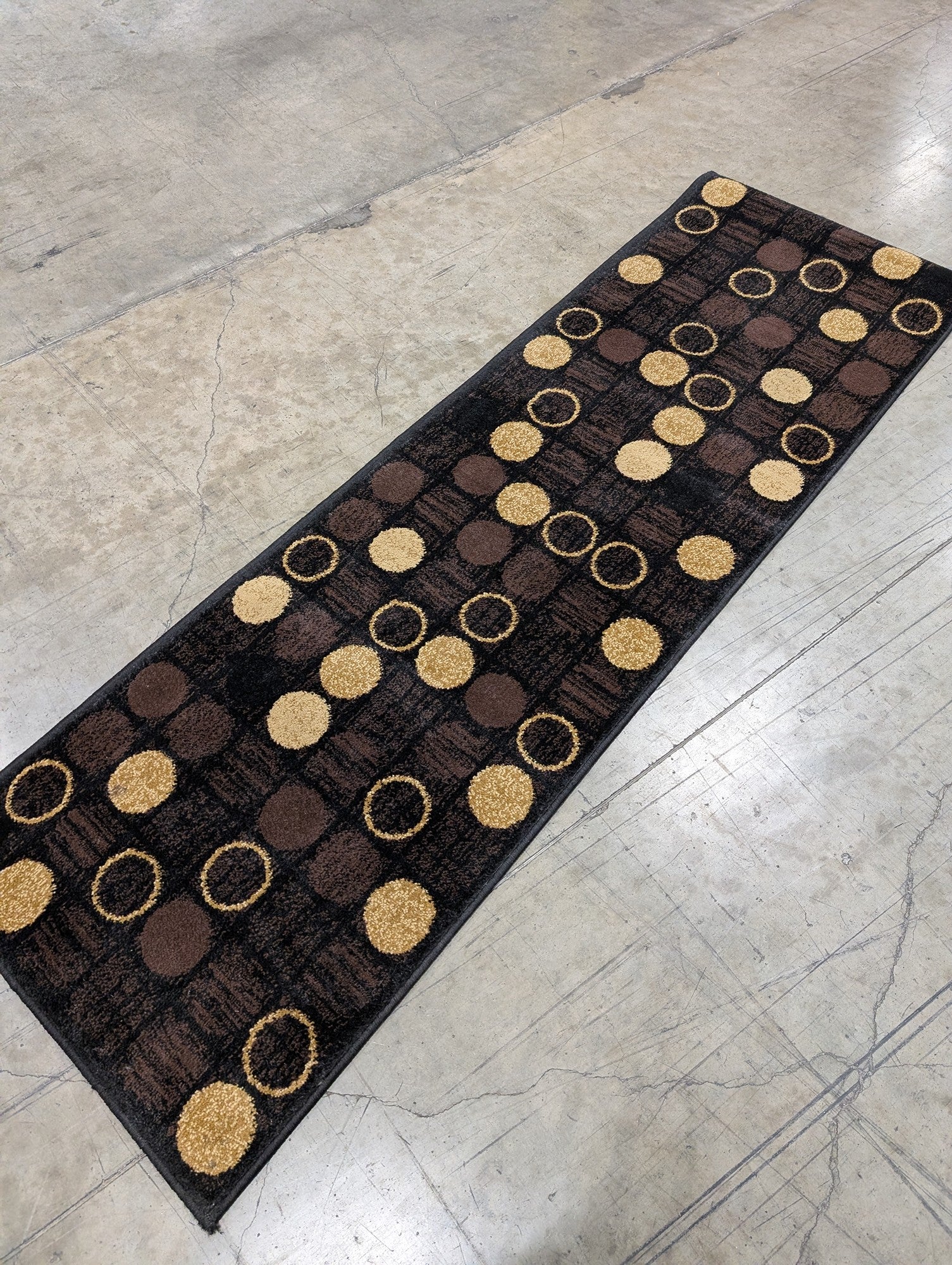 Geometric Patterned Hallway Runner Rug