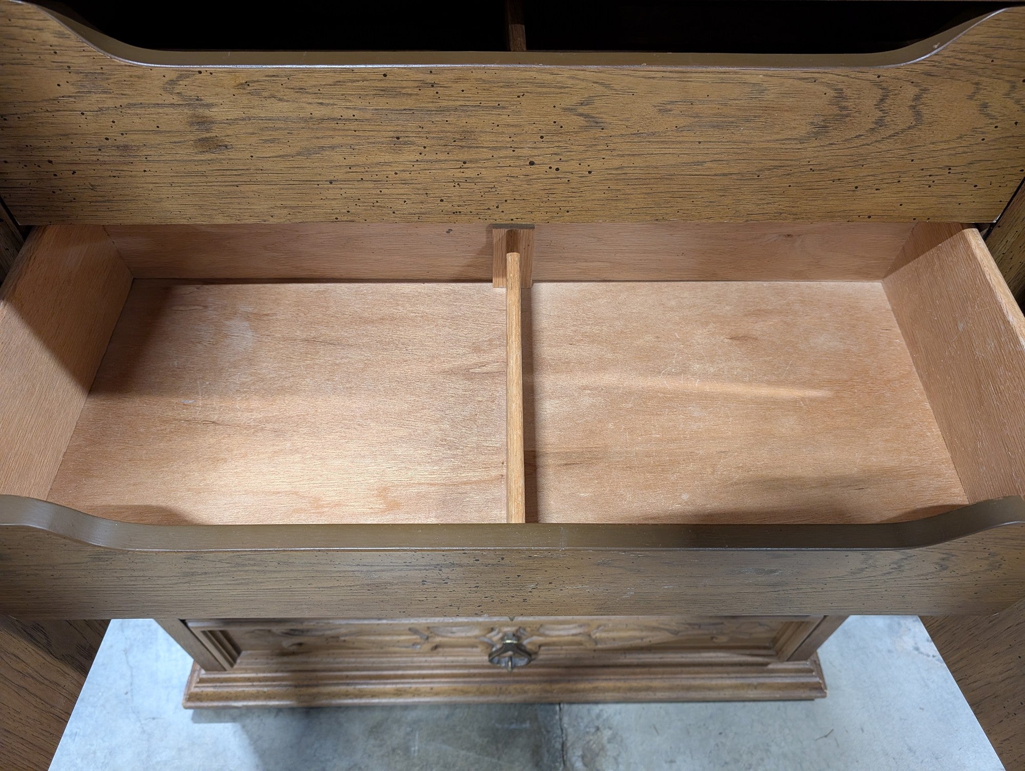 Bassett Furniture Wood Dresser Chest with Decorative Doors