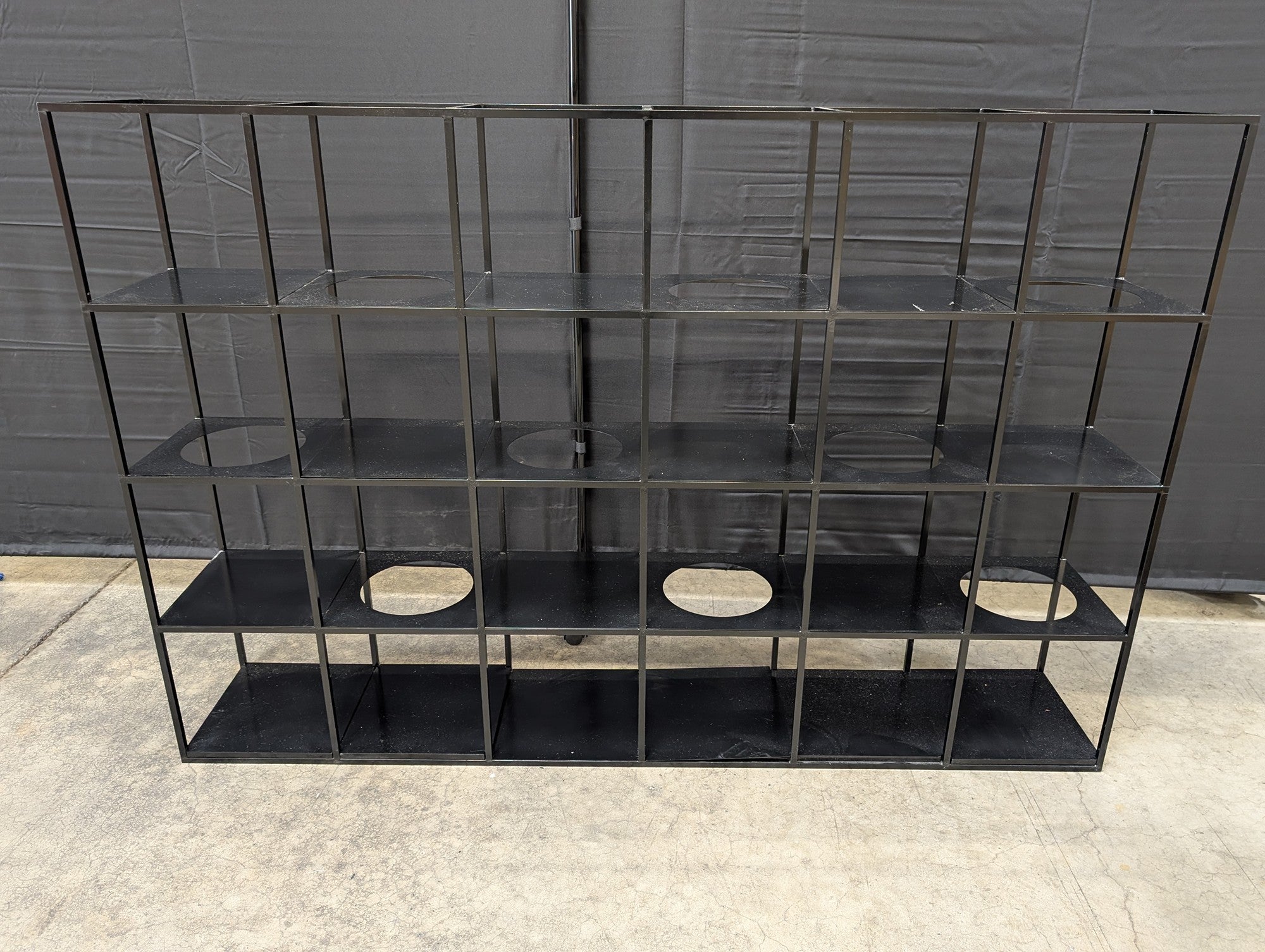 Heavy Duty Black Metal Plant Stand