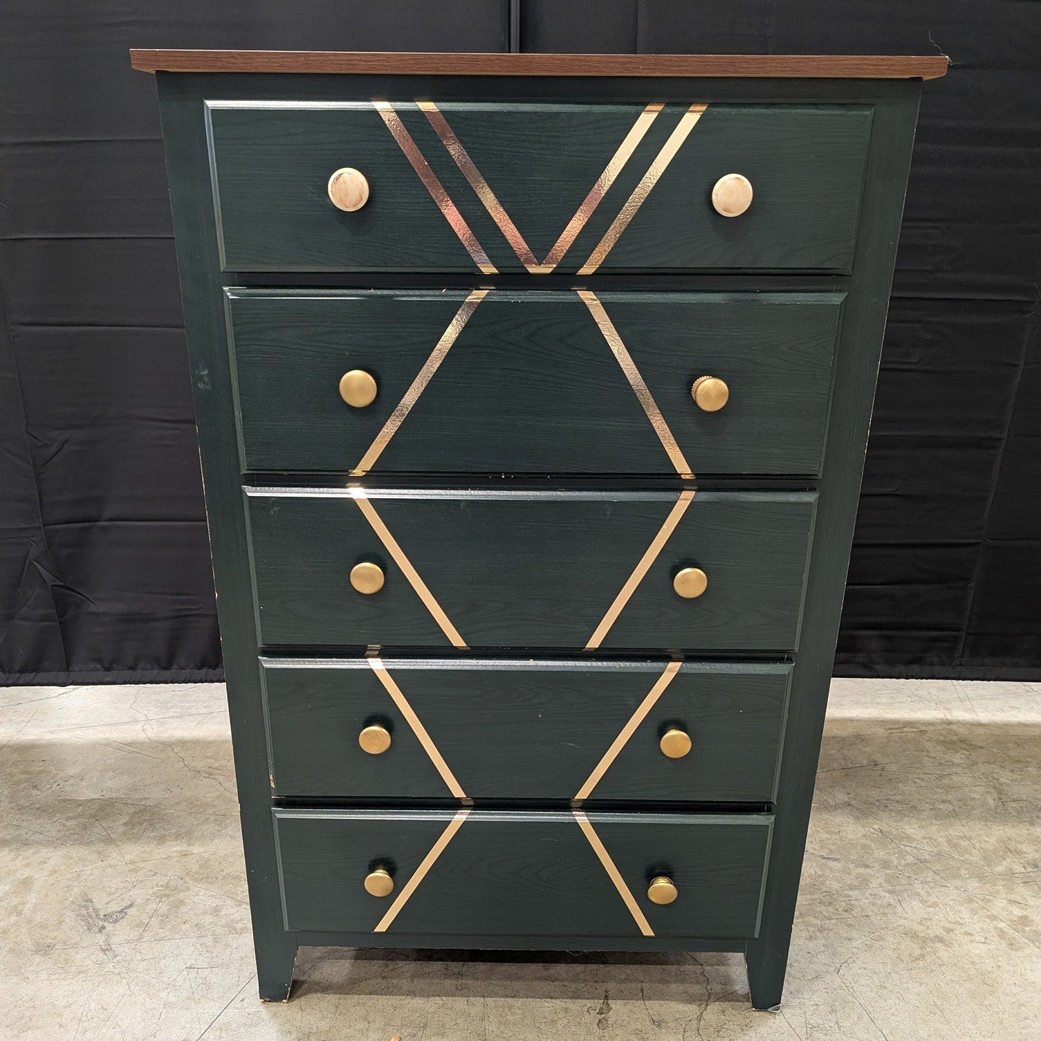 Perdue Dark Green Five-Drawer Chest with Gold Geometric Pattern