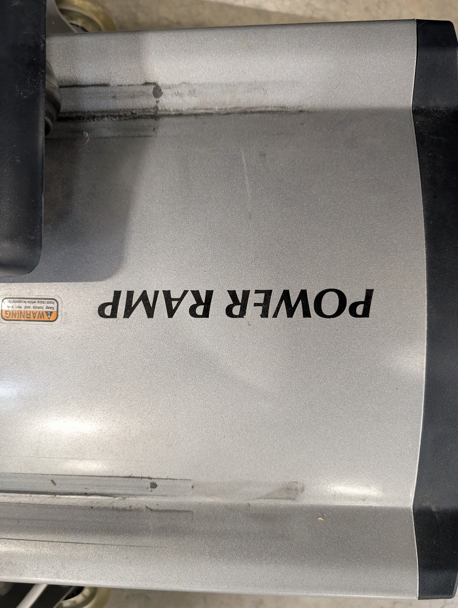 NordicTrack CX 1055 Power Ramp Elliptical Trainer