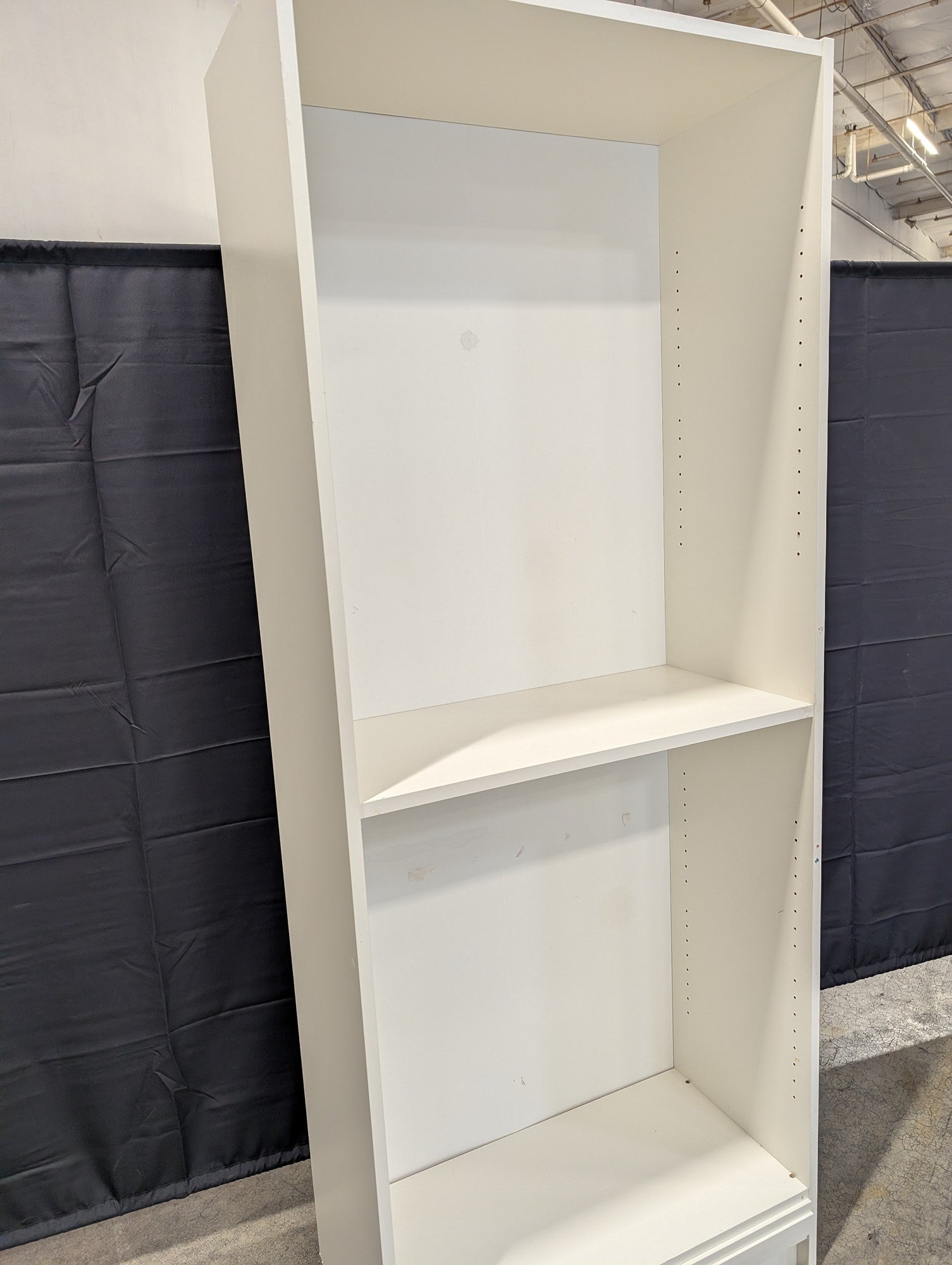 Versatile White Storage Bookcase with Adjustable Shelves