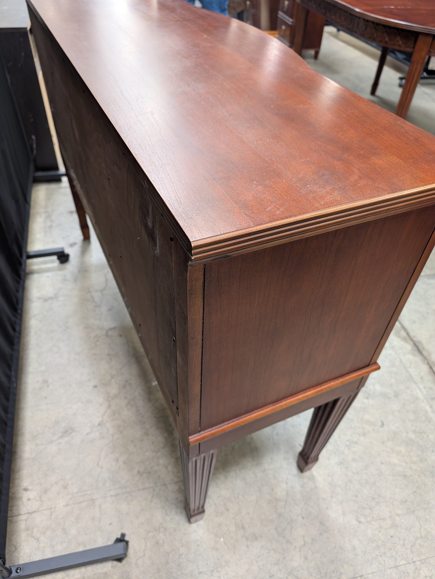 Traditional Wood Sideboard Buffet with Inlay Accents