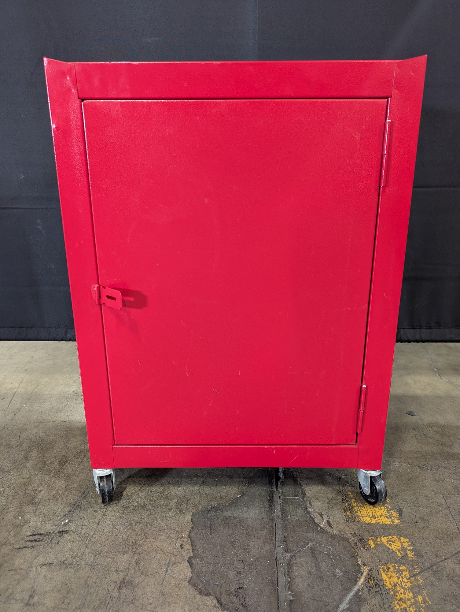 Industrial Red Rolling Utility Cabinet