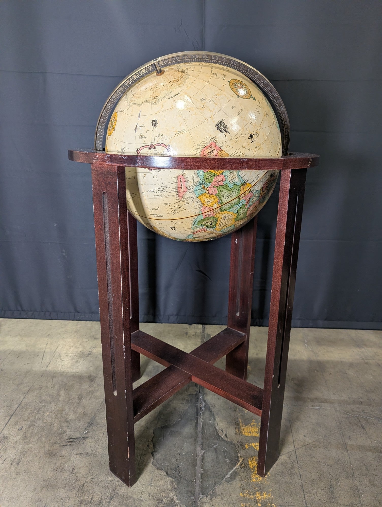 Replogle World Classic Series 16 Inch Diameter Floor Globe
