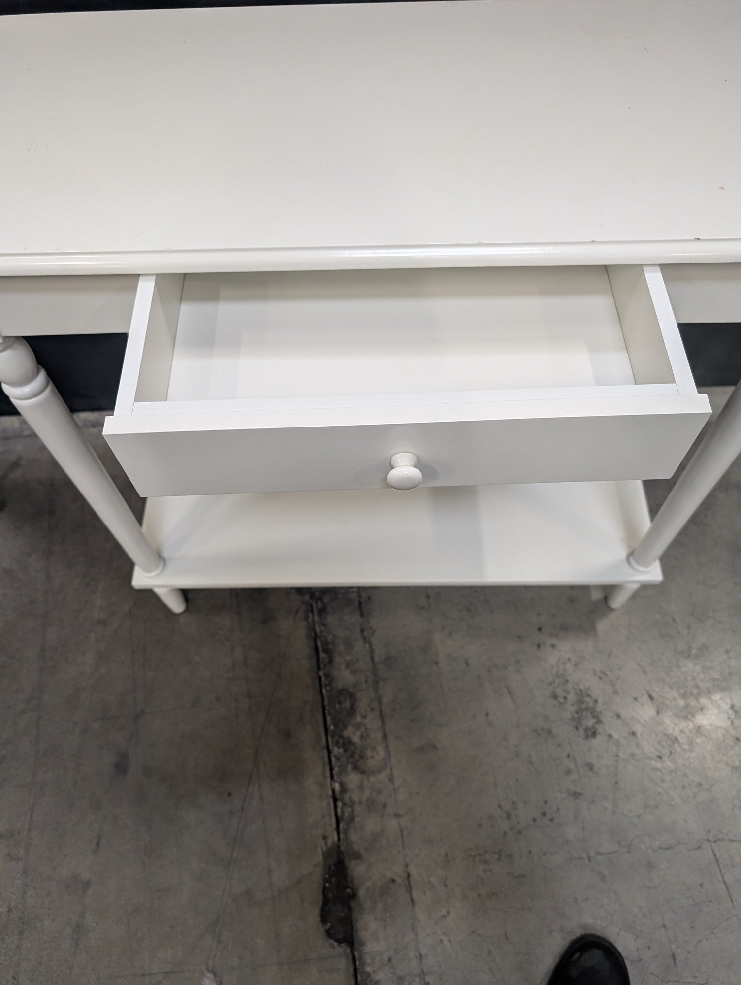 Versatile White Console Table with Drawer and Lower Shelf