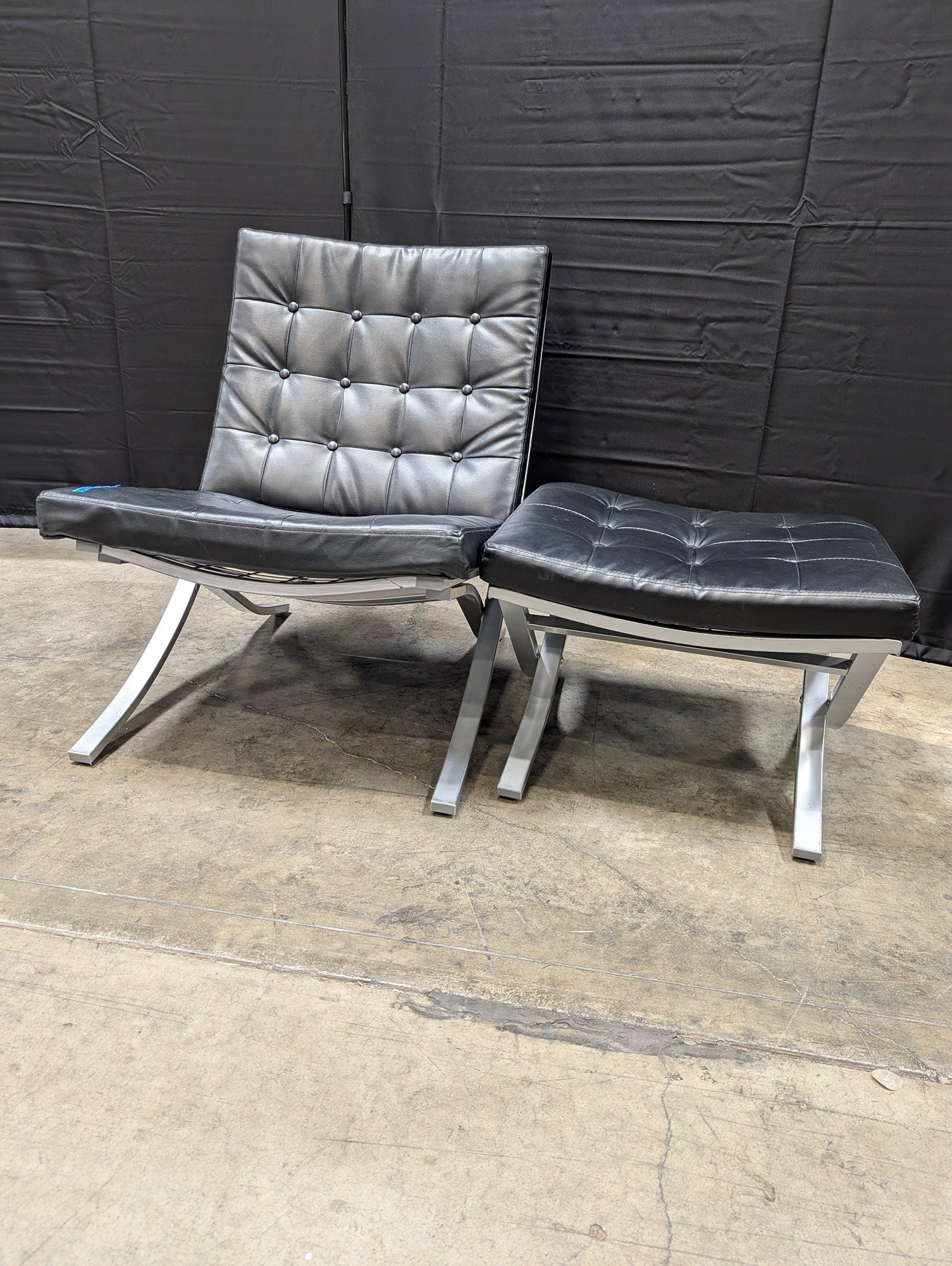 Contemporary Black Tufted Lounge Chair and Ottoman Set