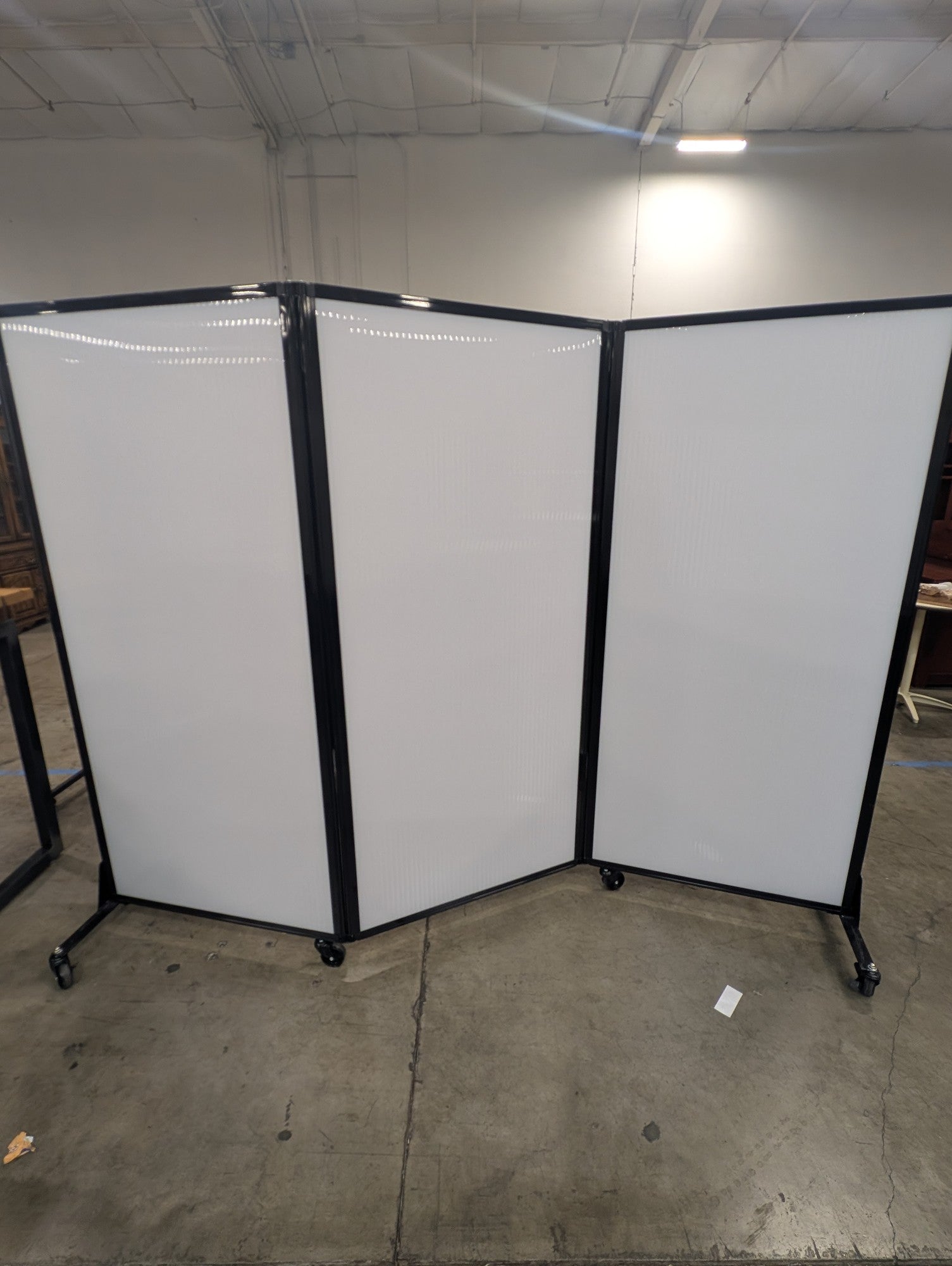 Mobile Three-Panel Room Divider with White Panels