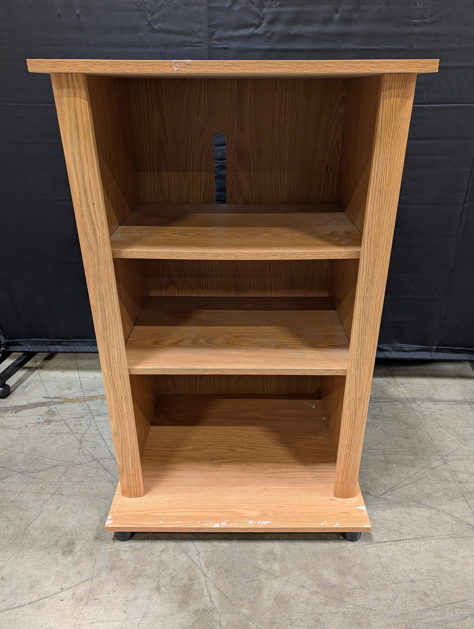 Mobile Wood Grain 4-Tier Storage Shelf with Tapered Design