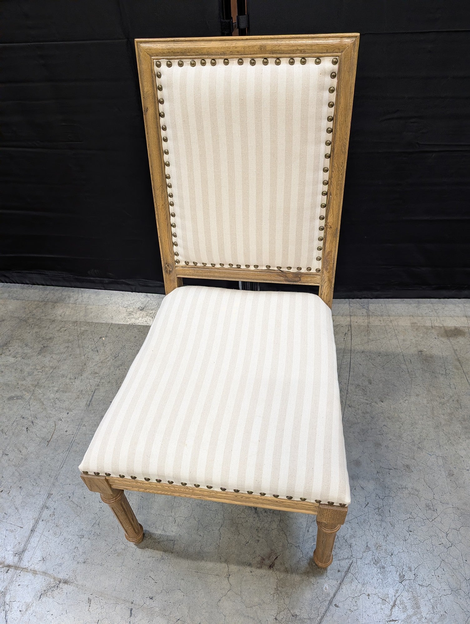 Farmhouse Style Upholstered Dining Chair with Nailhead Trim
