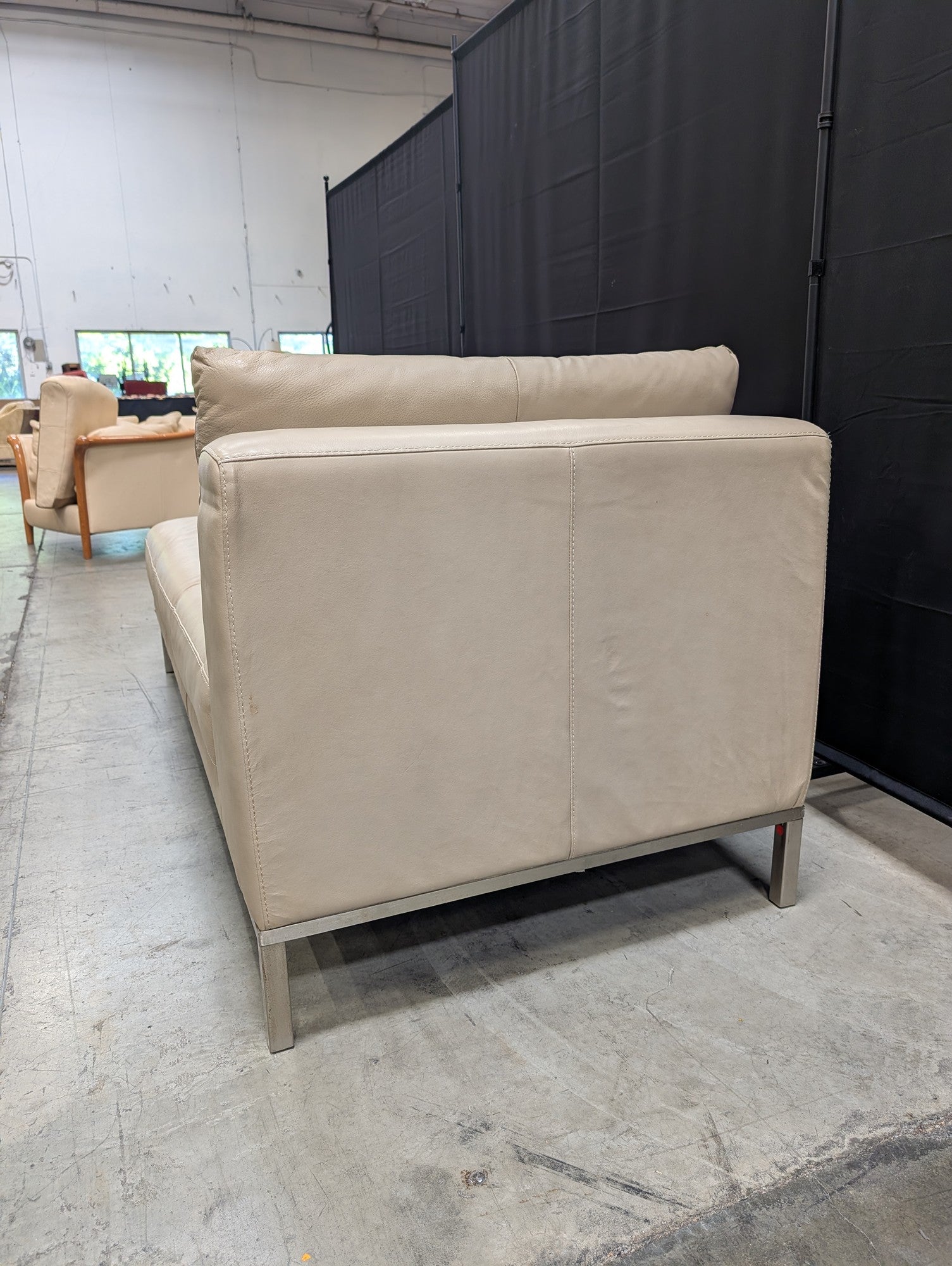 Italsofa Contemporary Beige Leather Chaise Lounge