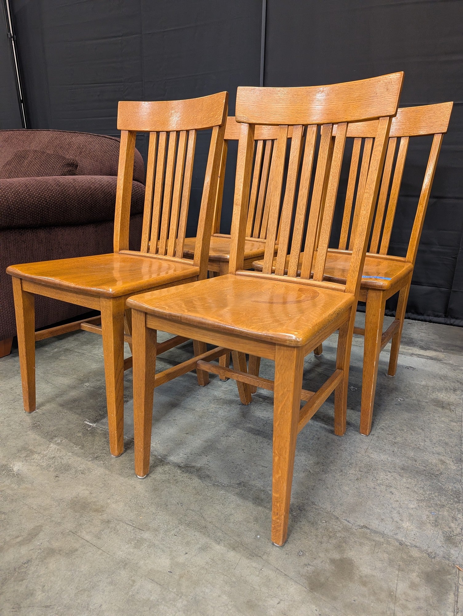 Set of Four Slat Back Dining Chairs in Oak Wood