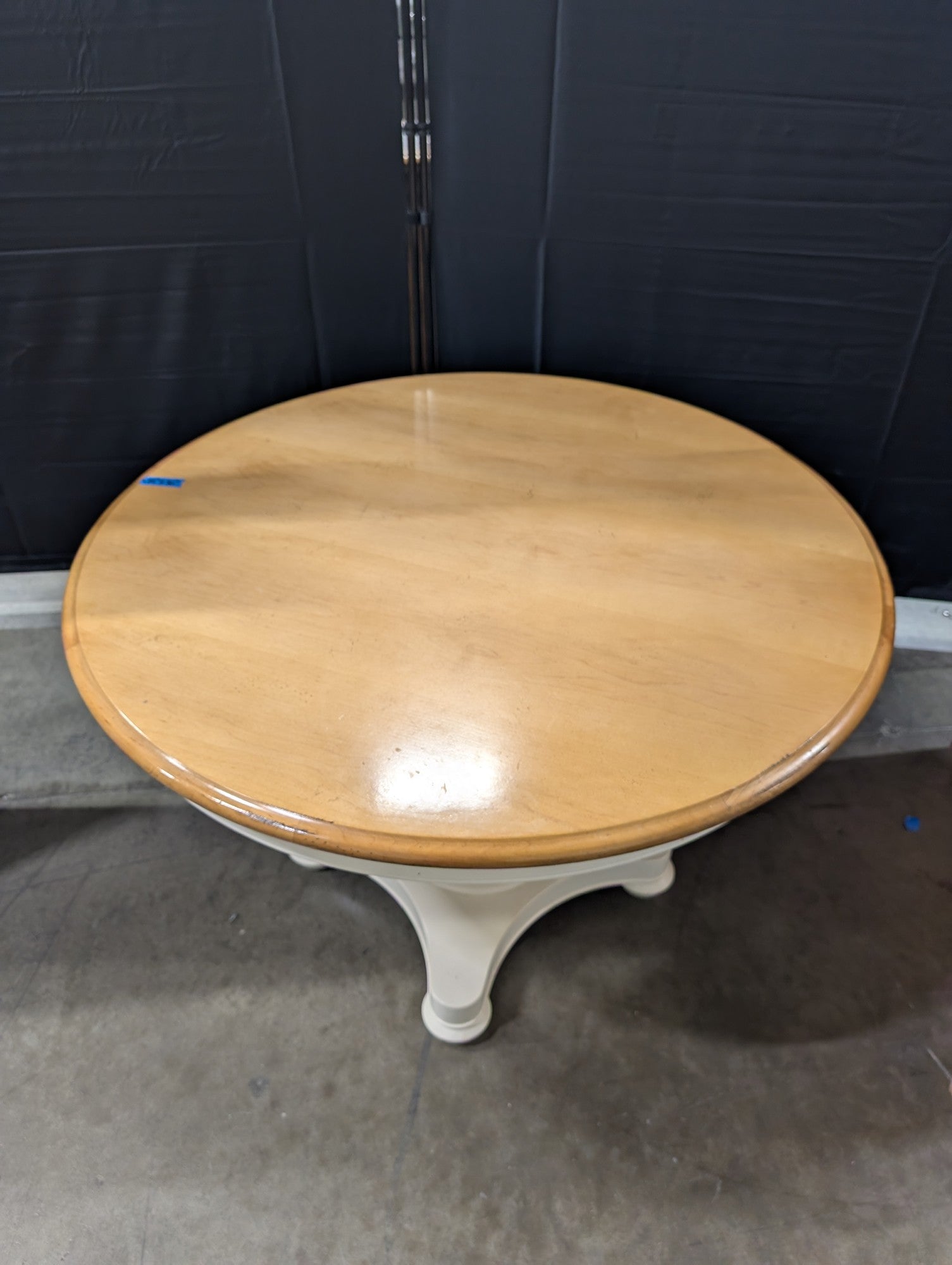 Two-Tone Pedestal Round Dining Table in Wood