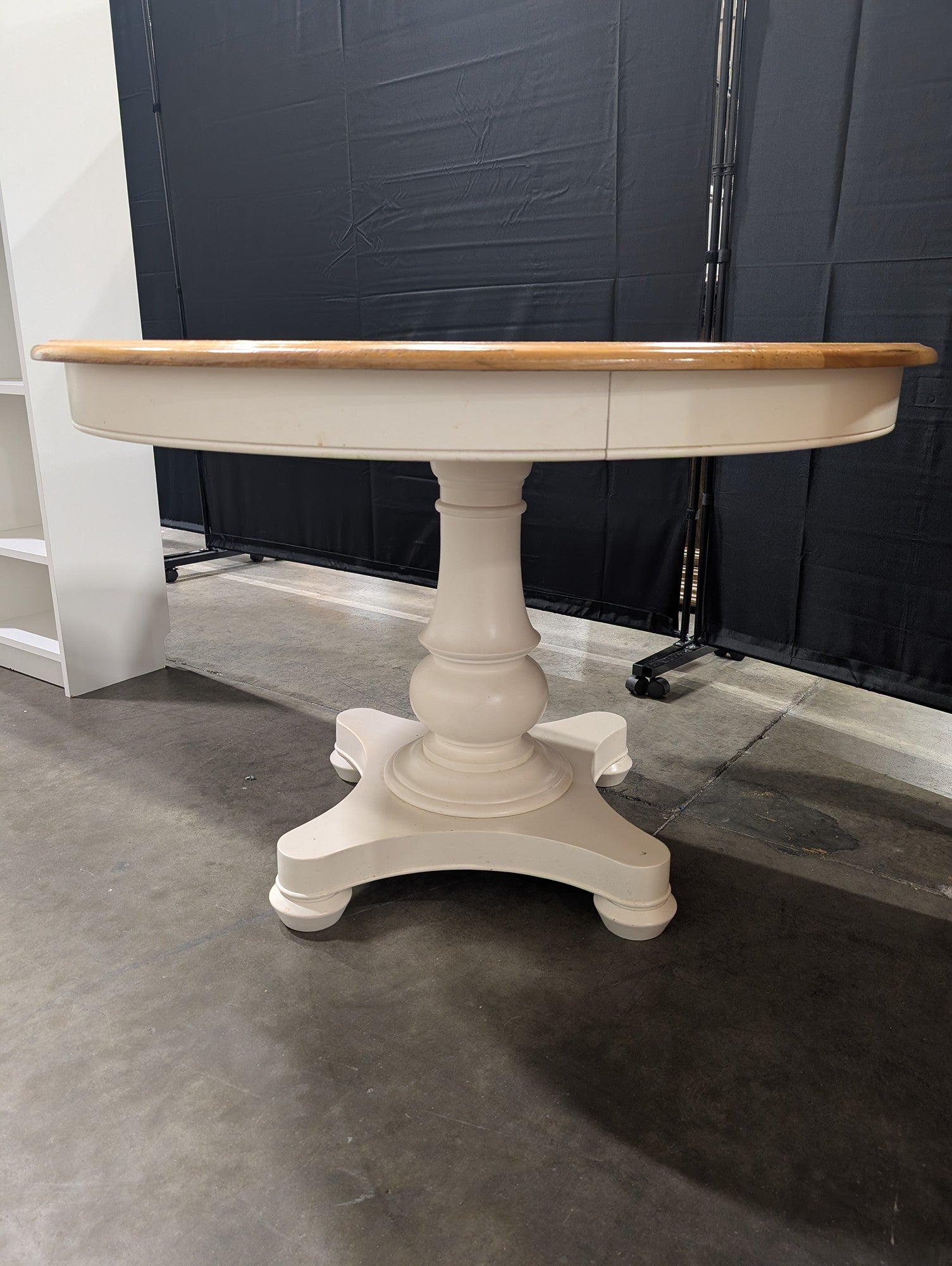 Two-Tone Pedestal Round Dining Table in Wood