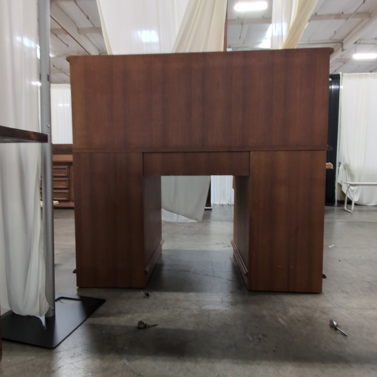 Traditional Wood Roll-Top Desk with Marble Insert